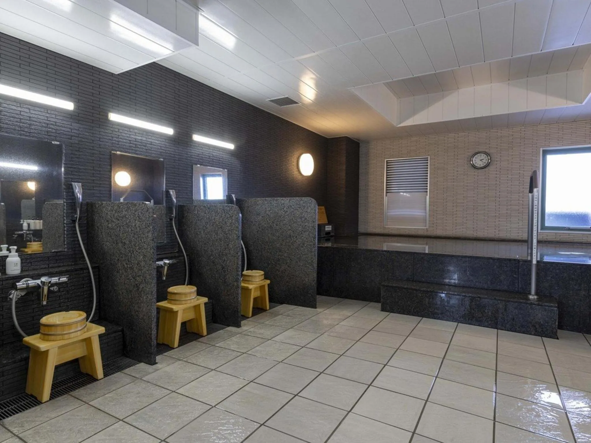 Public Bath in Sanco Inn Toyota