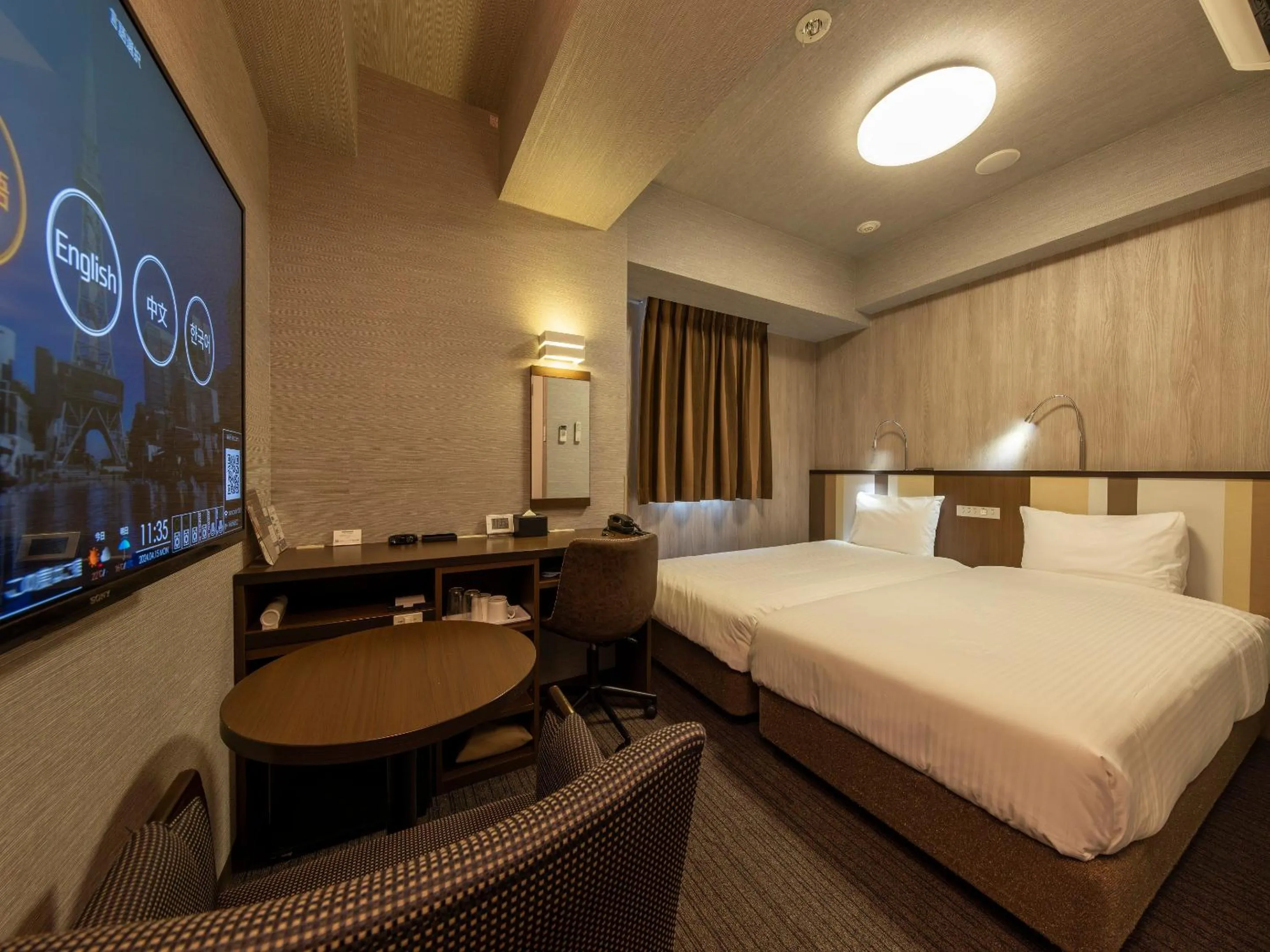 Photo of the whole room, Bed in Sanco Inn Nagoya Nishiki Shikinoyu