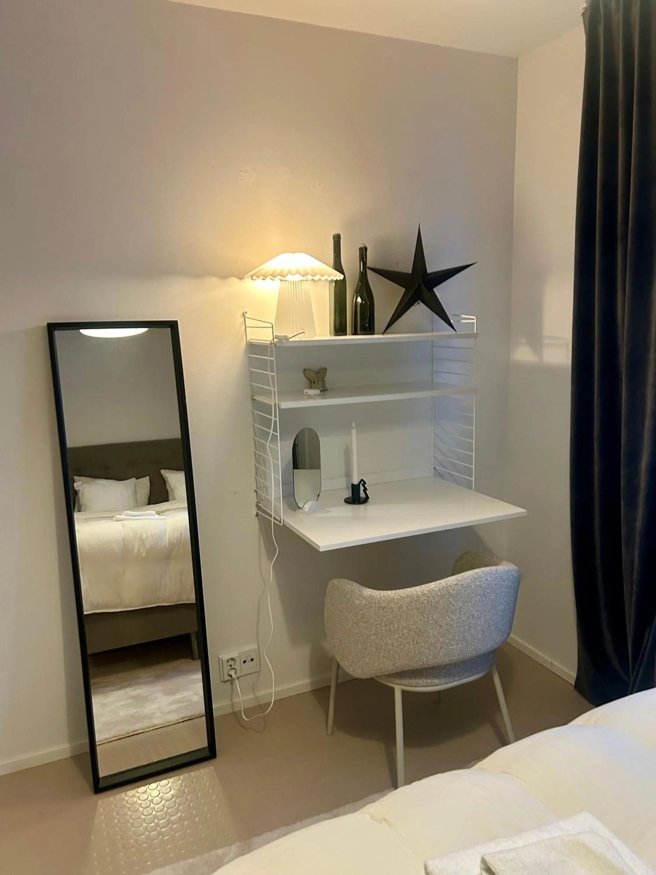 Bed in Villa Nightsky -private location, sauna and jacuzzi