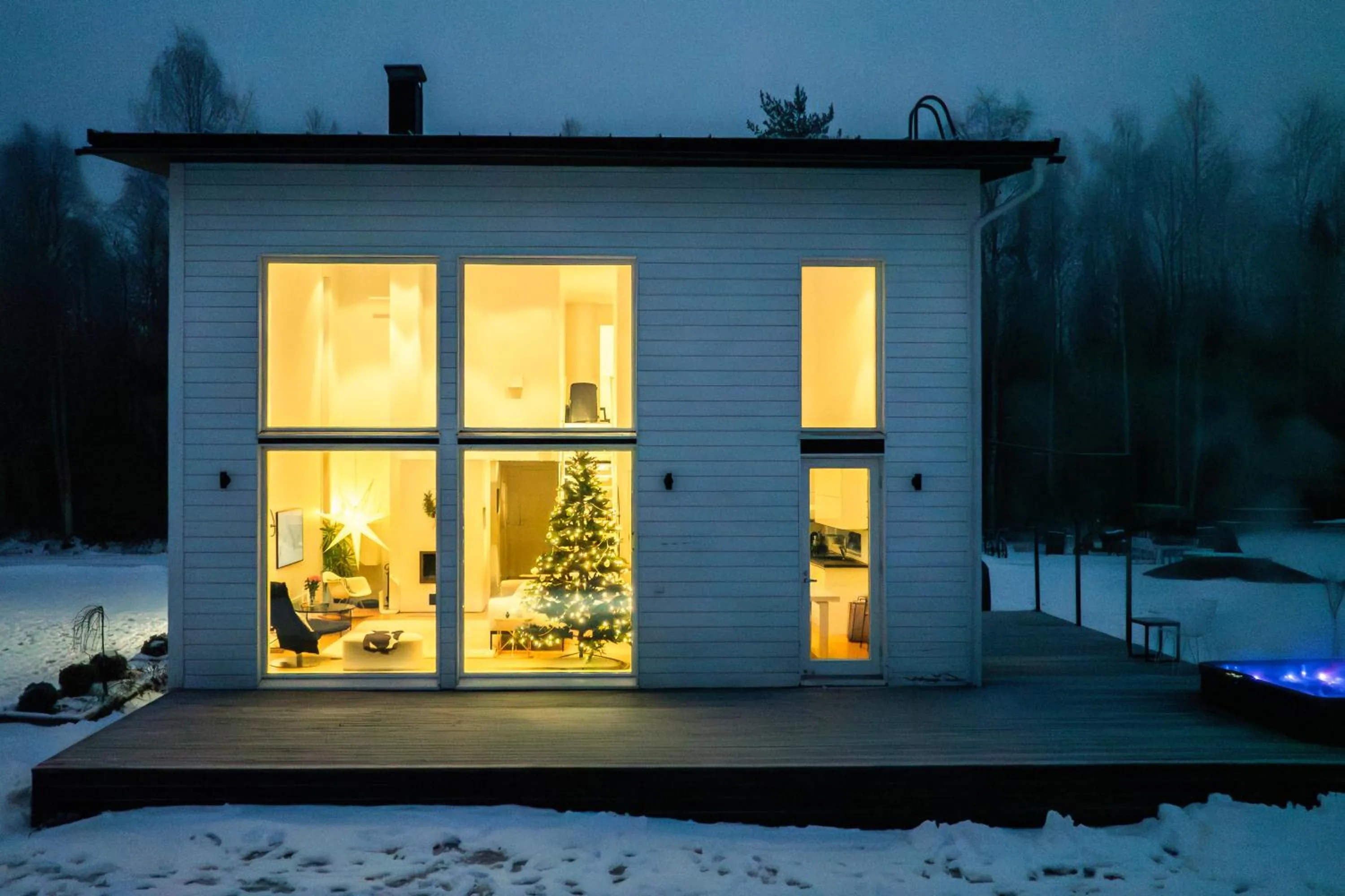 Villa Nightsky -private location, sauna and jacuzzi