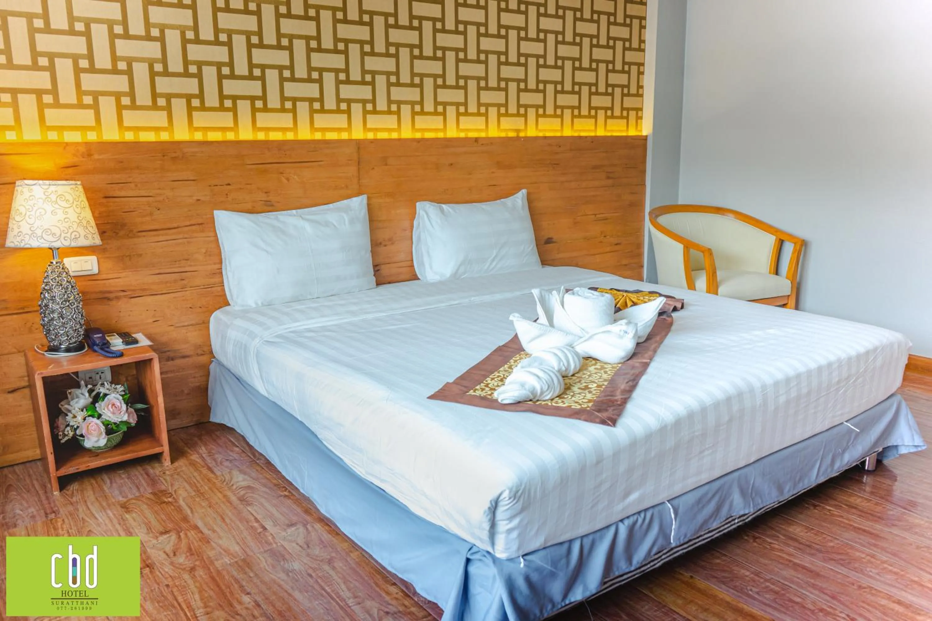 Bed in CBD Hotel Suratthani