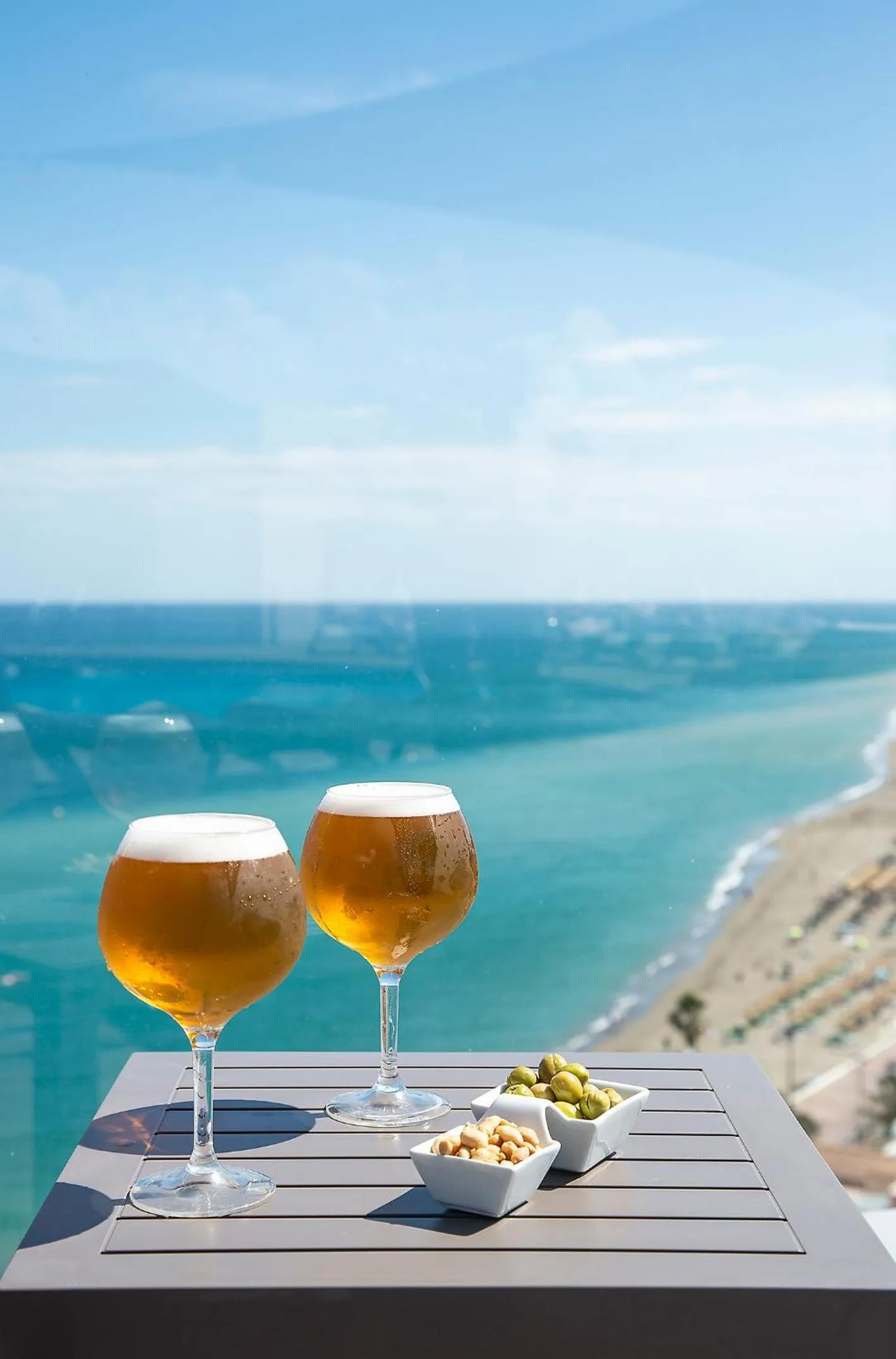 Swimming pool in Hotel El Puerto by Pierre Vacances