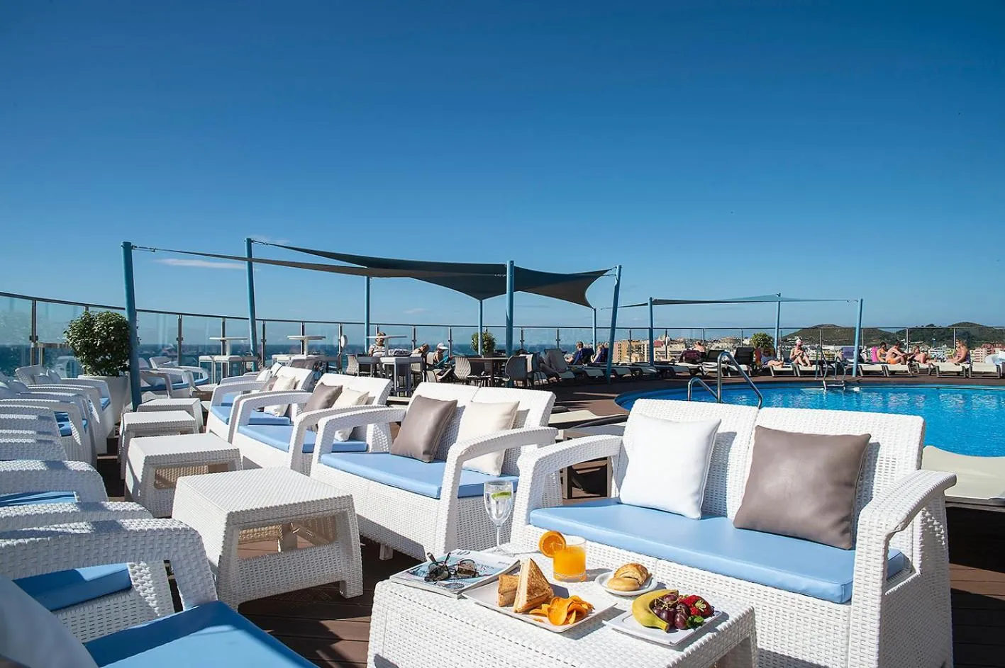 Food and drinks in Hotel El Puerto by Pierre Vacances