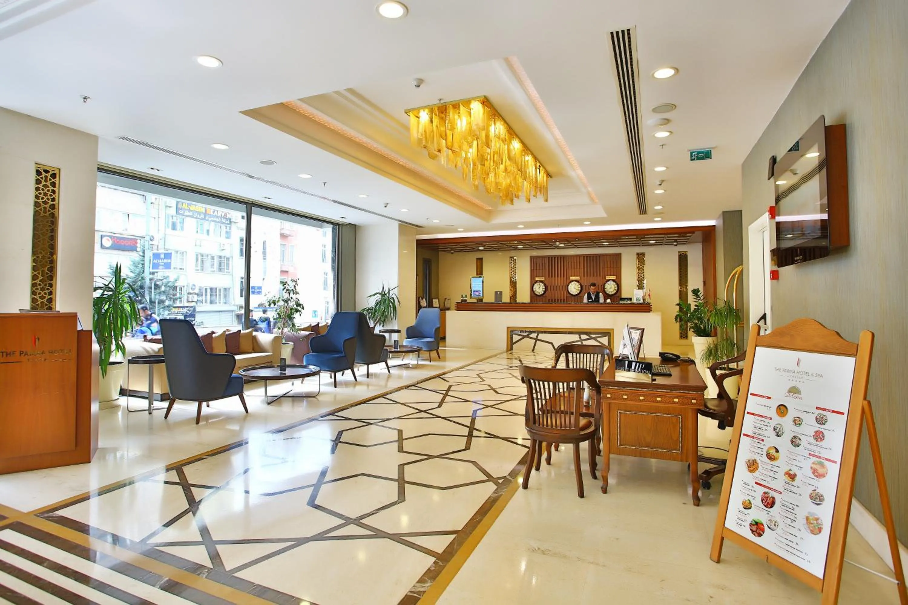 Lobby or reception in The Parma Hotel & Spa Taksim