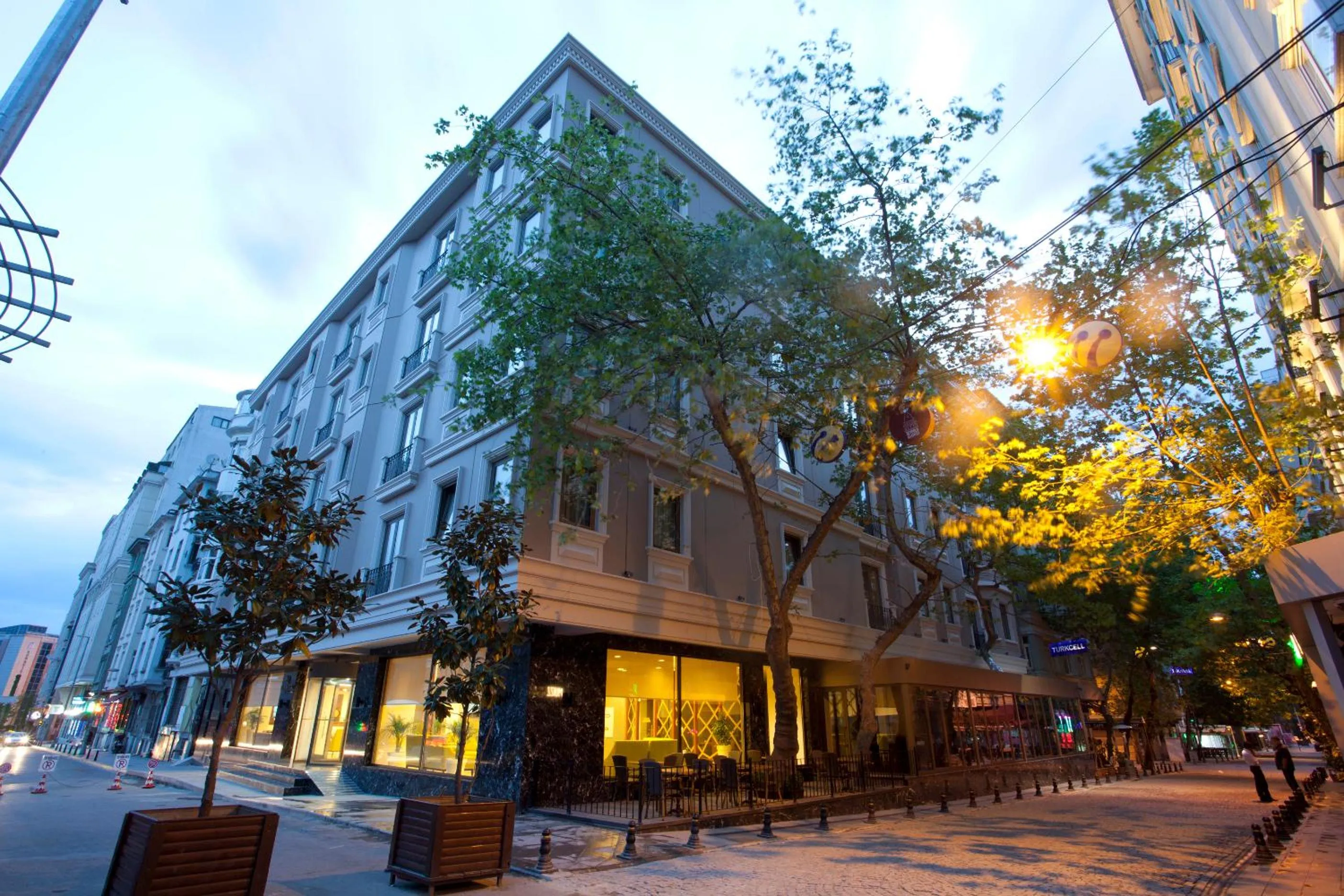 Facade/entrance in The Parma Hotel & Spa Taksim