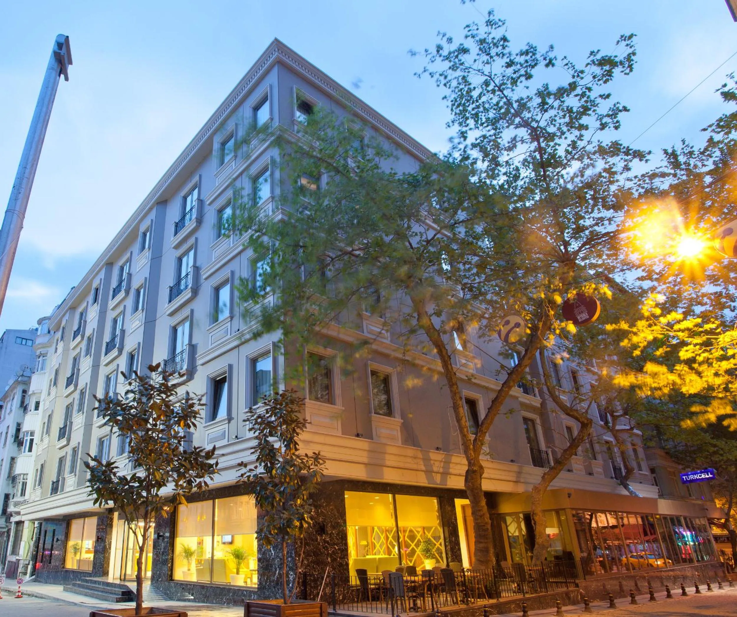 Facade/entrance in The Parma Hotel & Spa Taksim