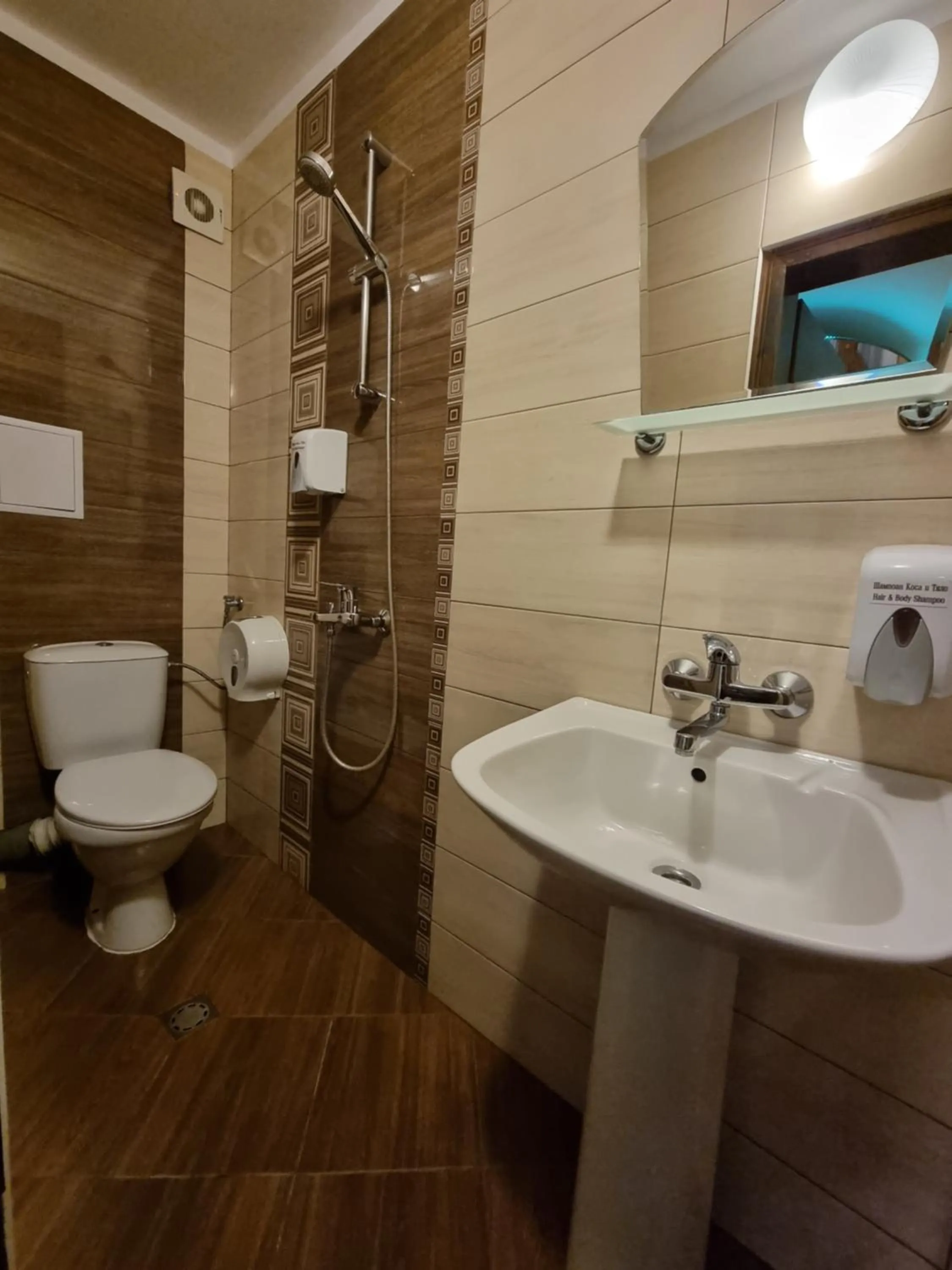 Bathroom in Jeweller Hotel