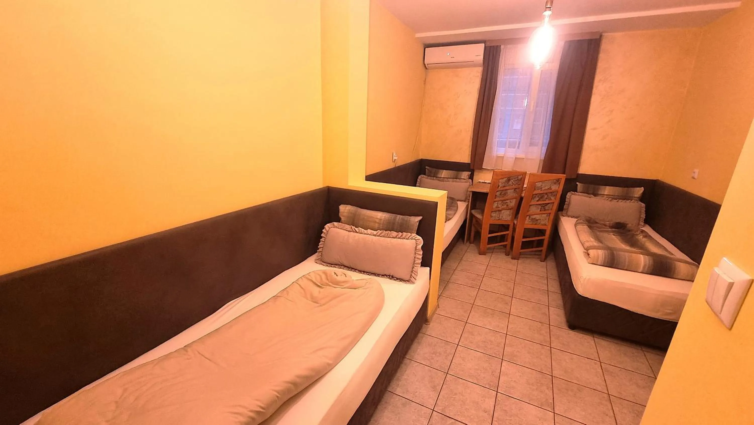 Photo of the whole room in Jeweller Hotel