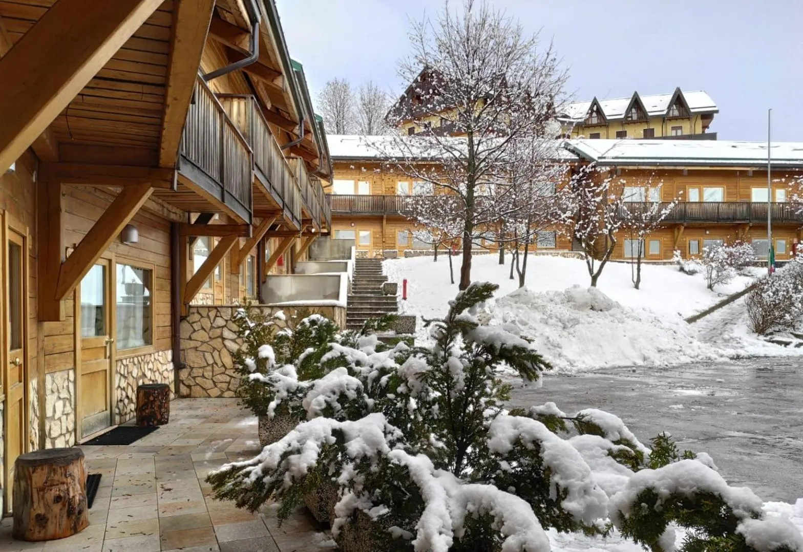 Property building in Albergo Rendola