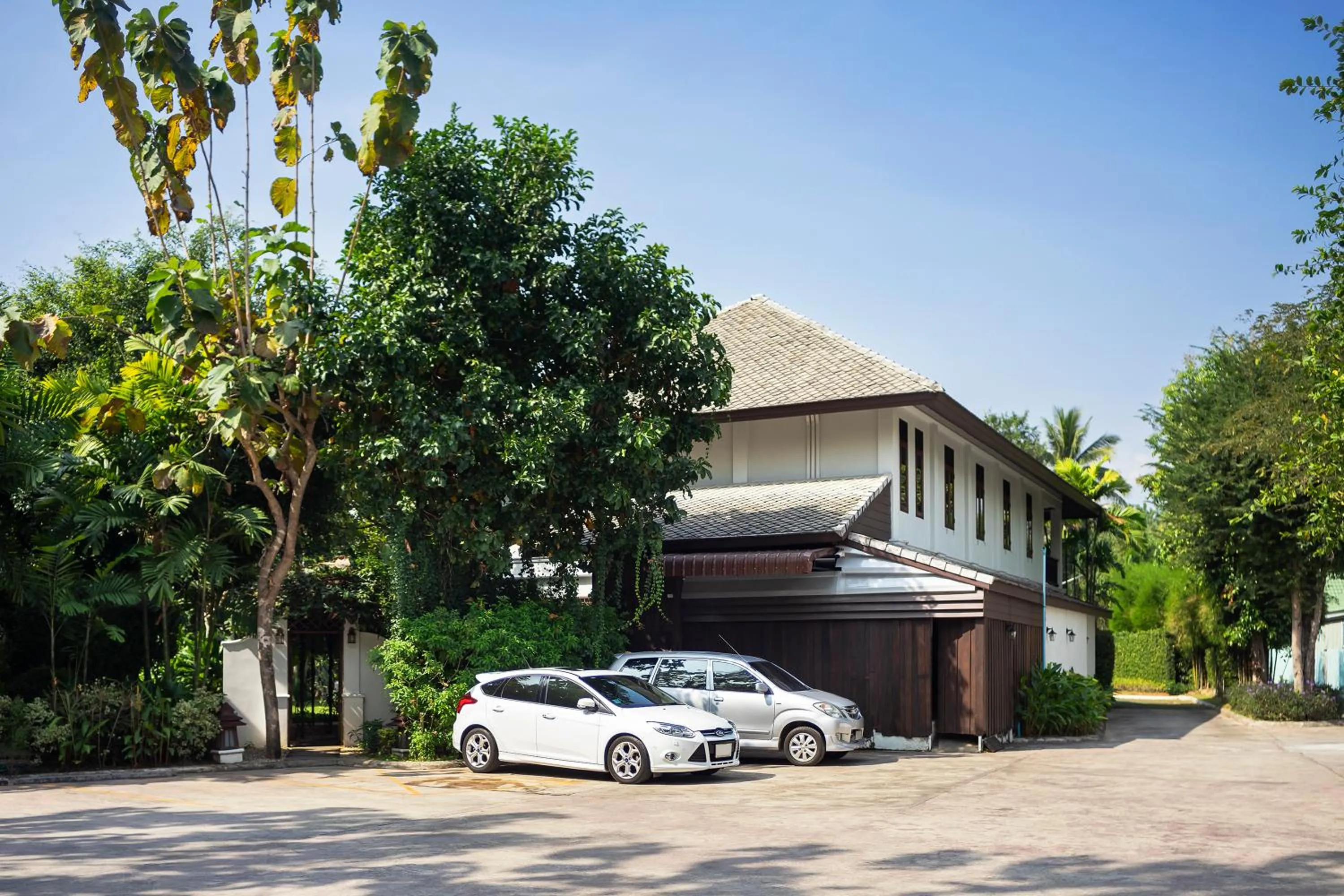 Property building in Ratchapruek Lanna Boutique