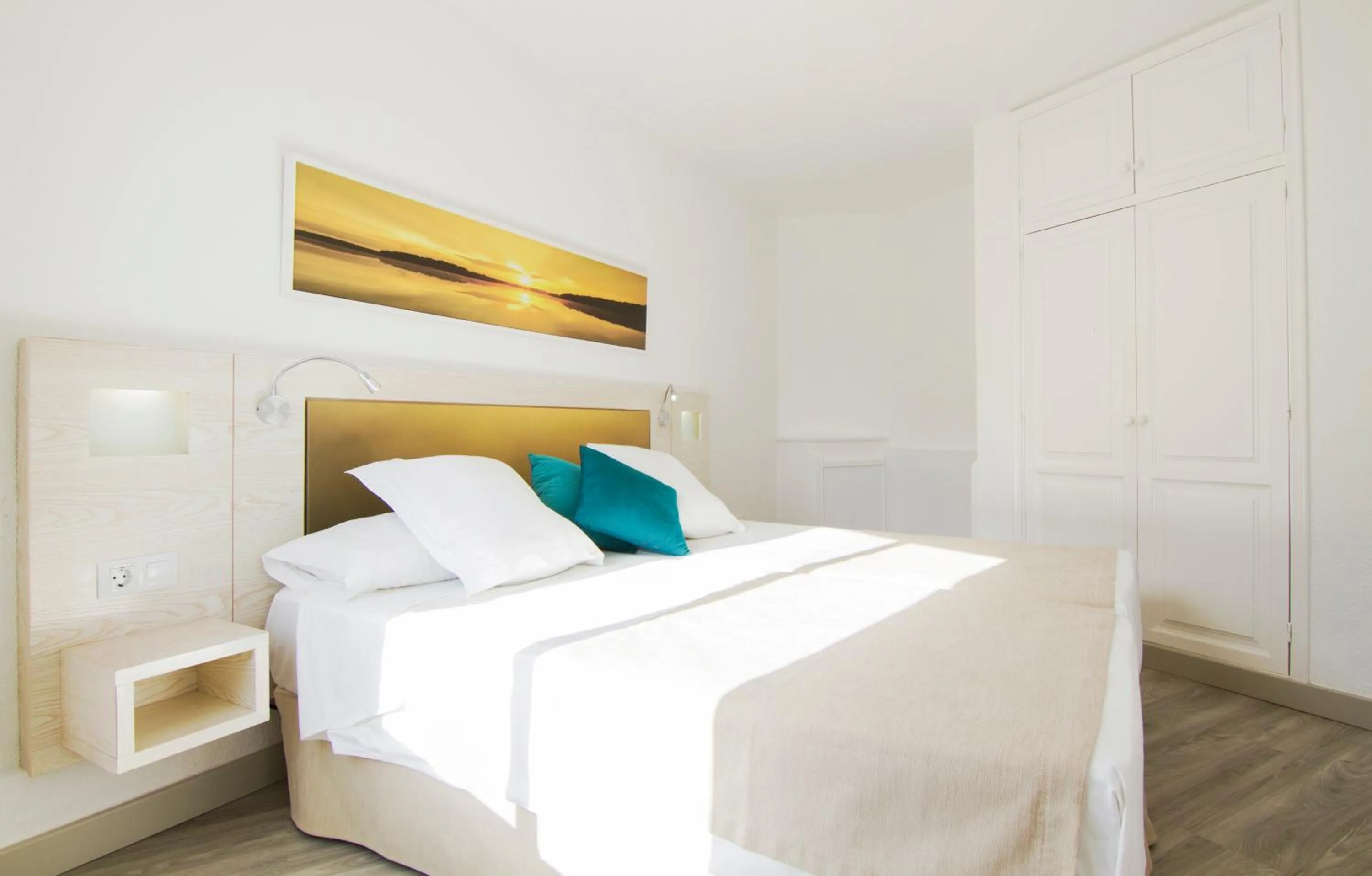 Bedroom, Bed in Checkin Bungalows Atlántida