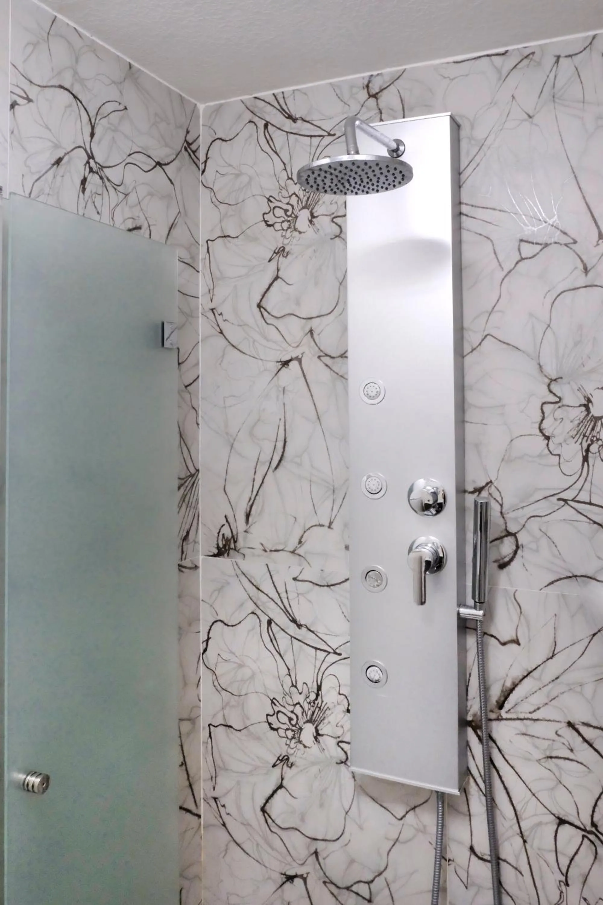 Shower in Domus Chiara al Colosseo