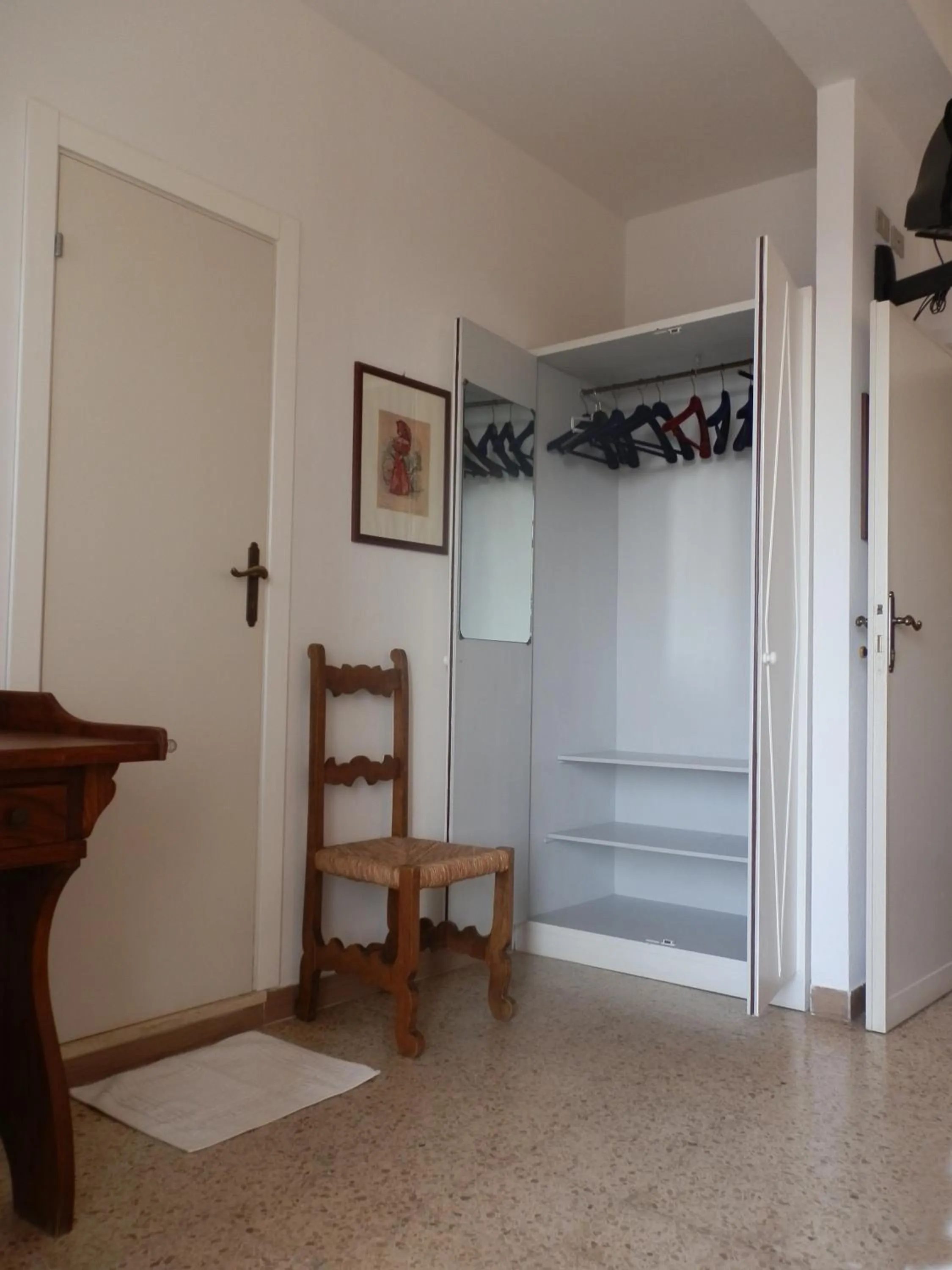 Decorative detail in Hotel Nautic B&B