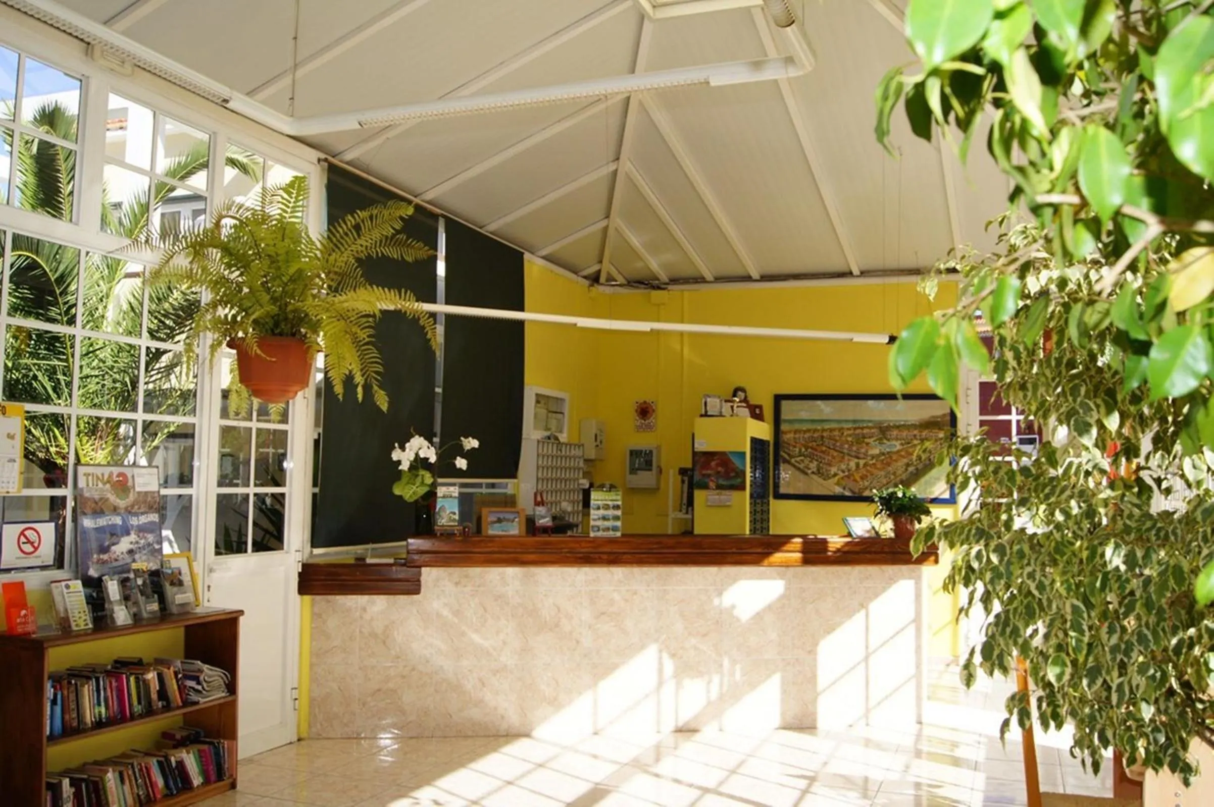 Lobby or reception in Apartamentos Checkin Laurisilva