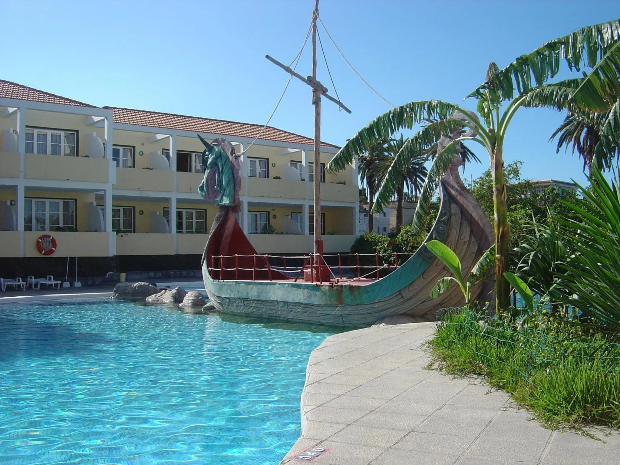 Property building in Apartamentos Checkin Laurisilva