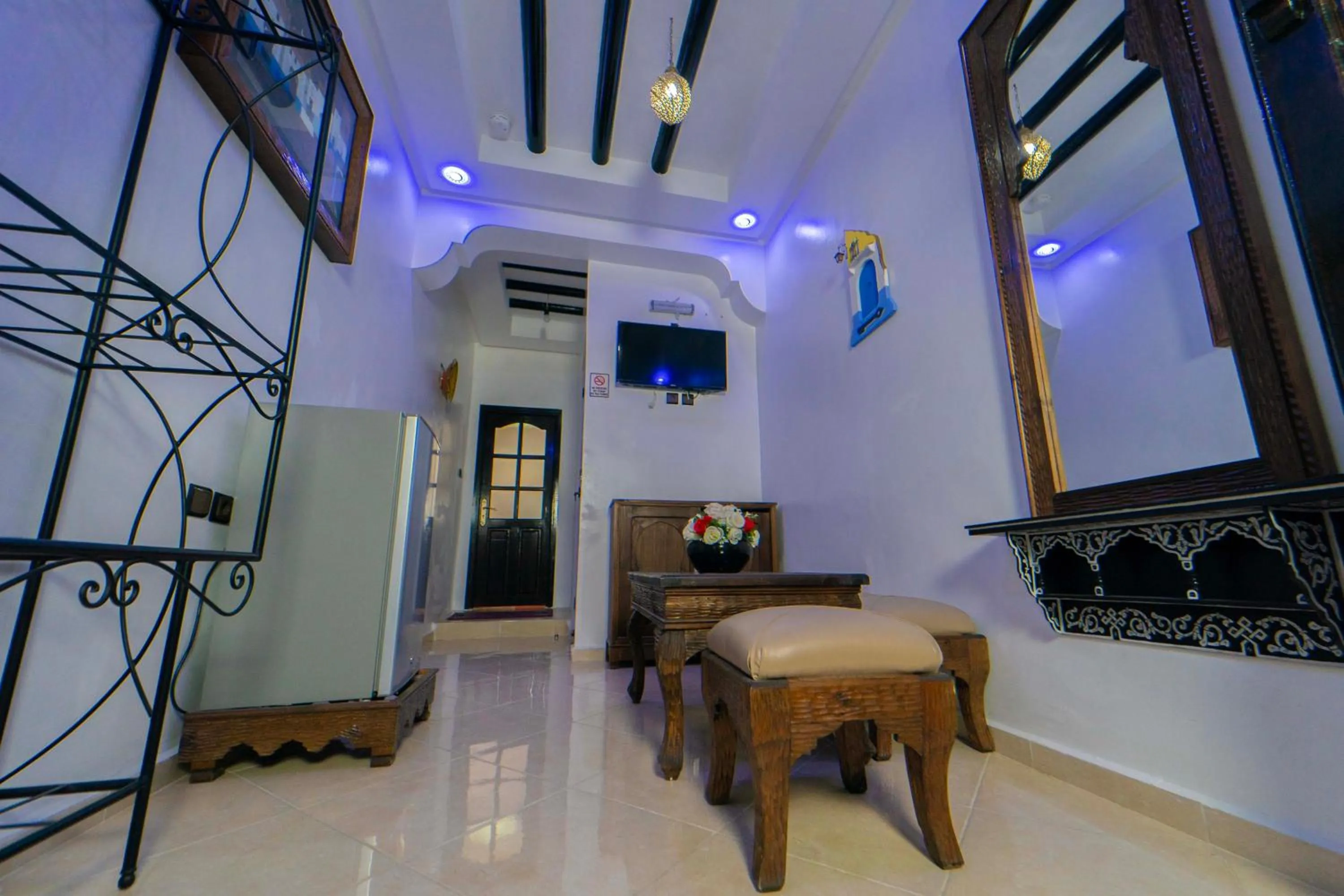 TV and multimedia in Maison d'hôtes Afassi