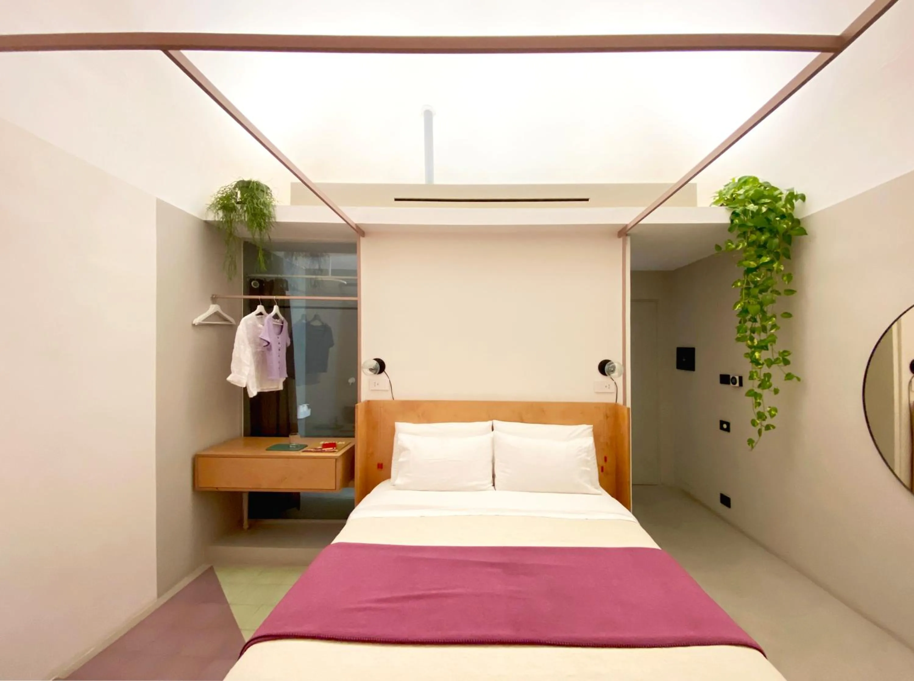 Shower, Bed in Zahara