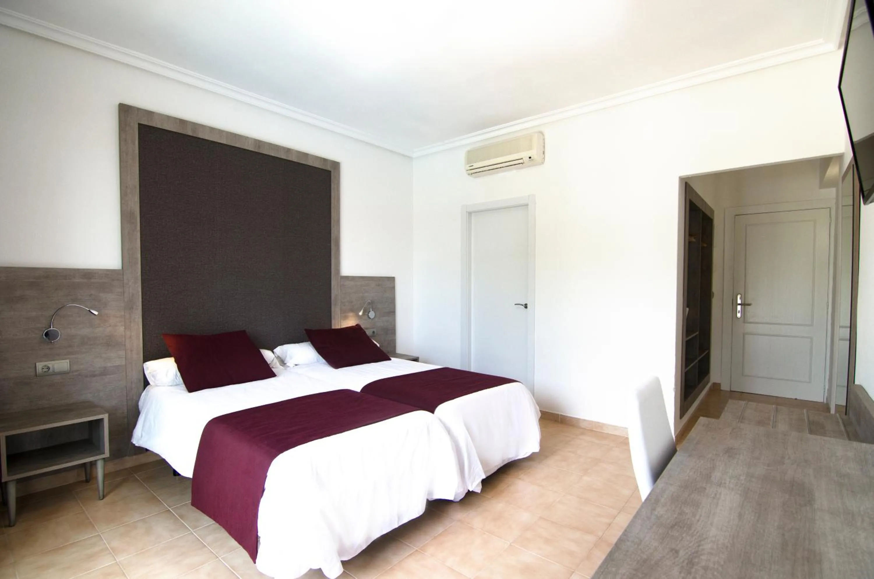 Photo of the whole room, Bed in Hotel Vibra Marco Polo I - Adults only