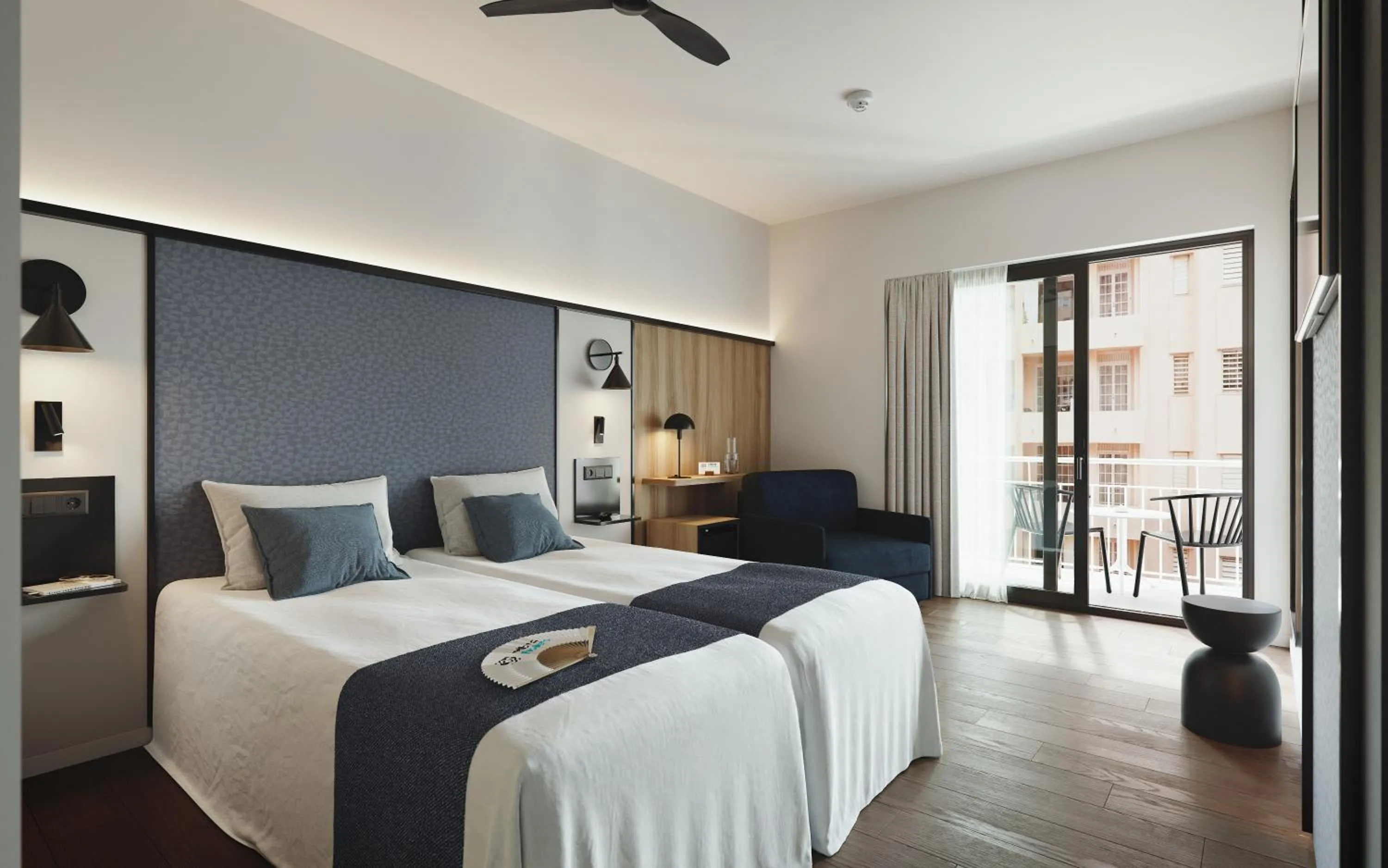 Photo of the whole room, Bed in Hotel Vibra Vila - New Opening 2026