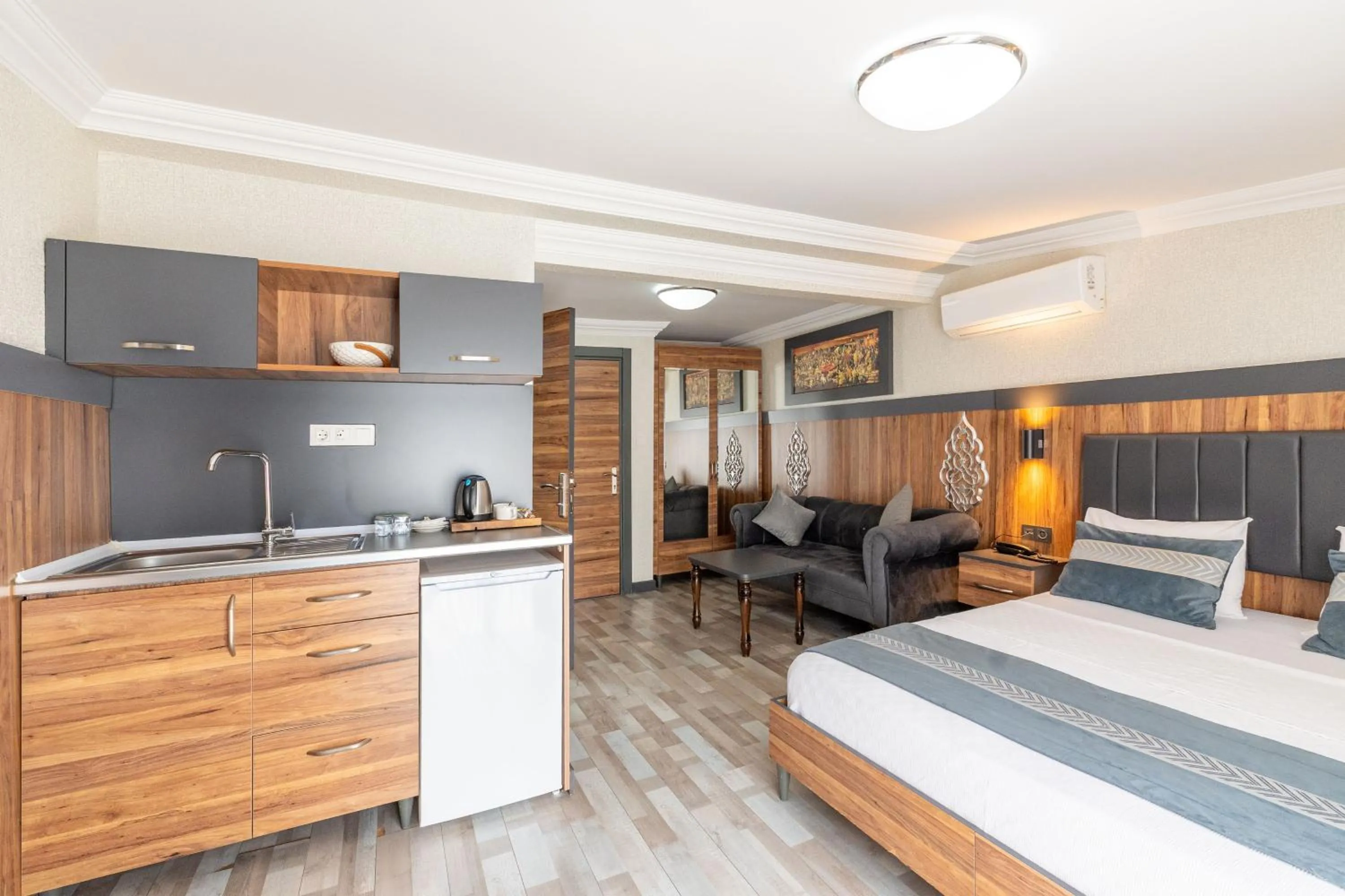 Bed in La Serena Taxim Hotel