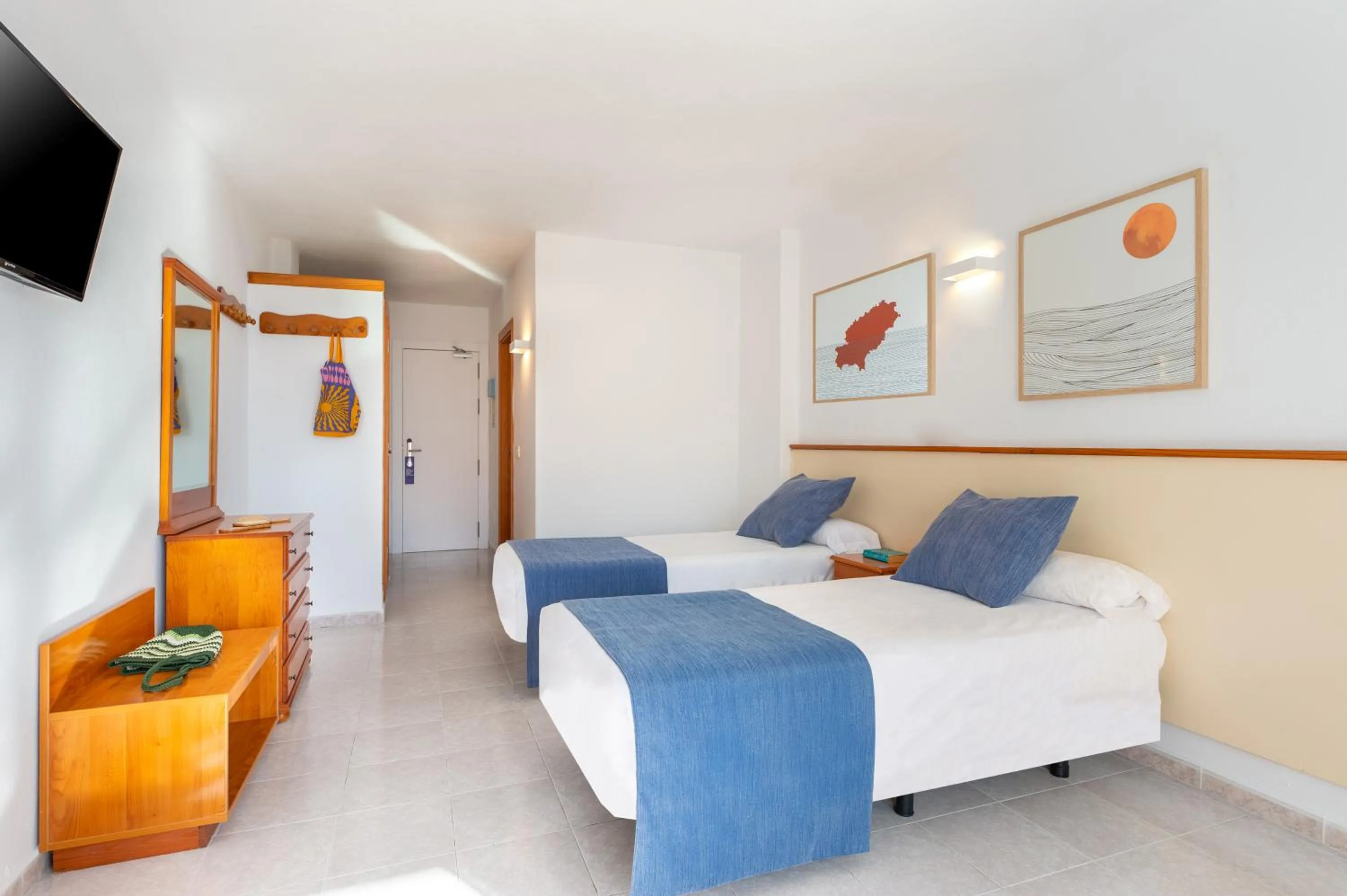 Photo of the whole room in Apartamentos Vibra Tropical Garden