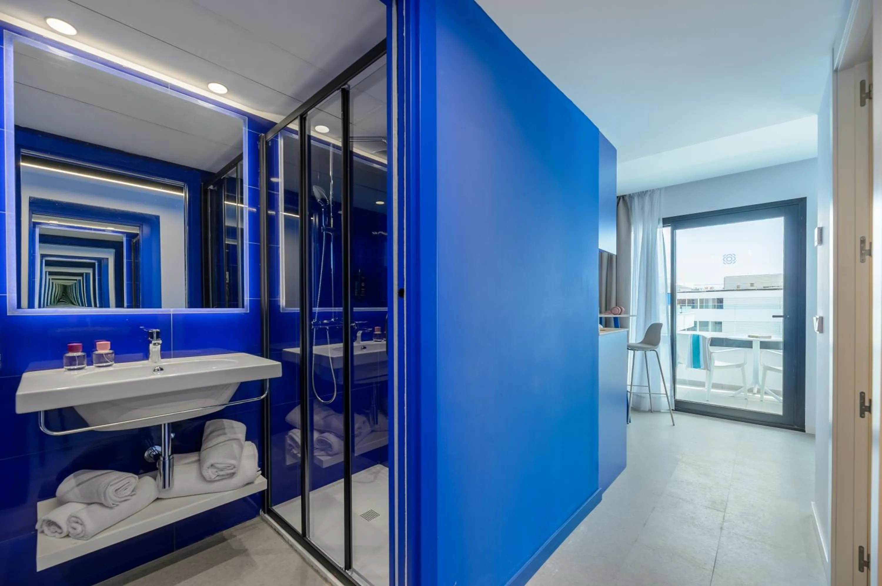 Bathroom in Apartamentos Vibra Jabeque Blue - Adults only -New Opening 2025