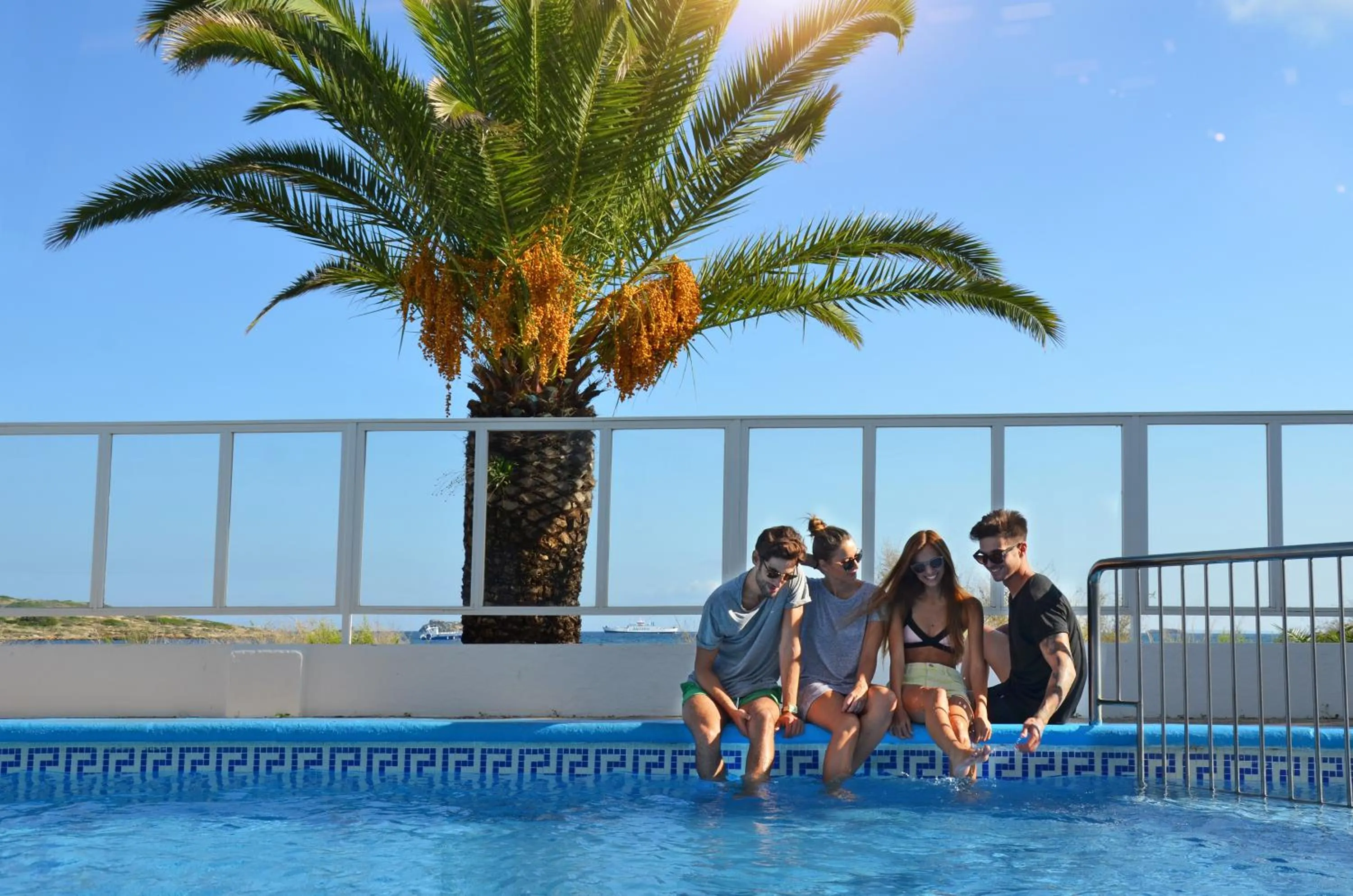 People in Apartamentos Vibra Jabeque Dreams