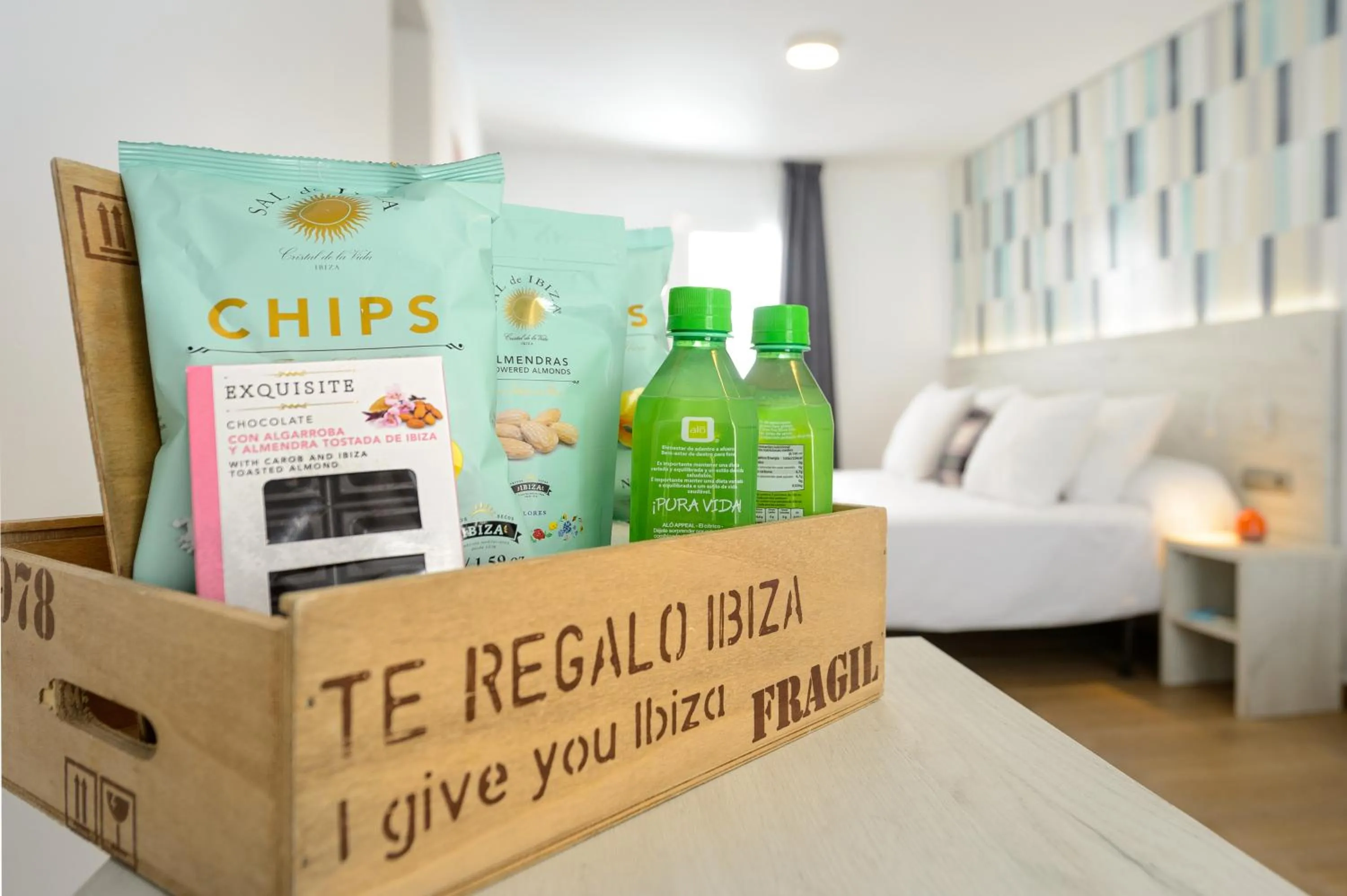 Food, Bed in Hotel Vibra Lei Ibiza - Adults only