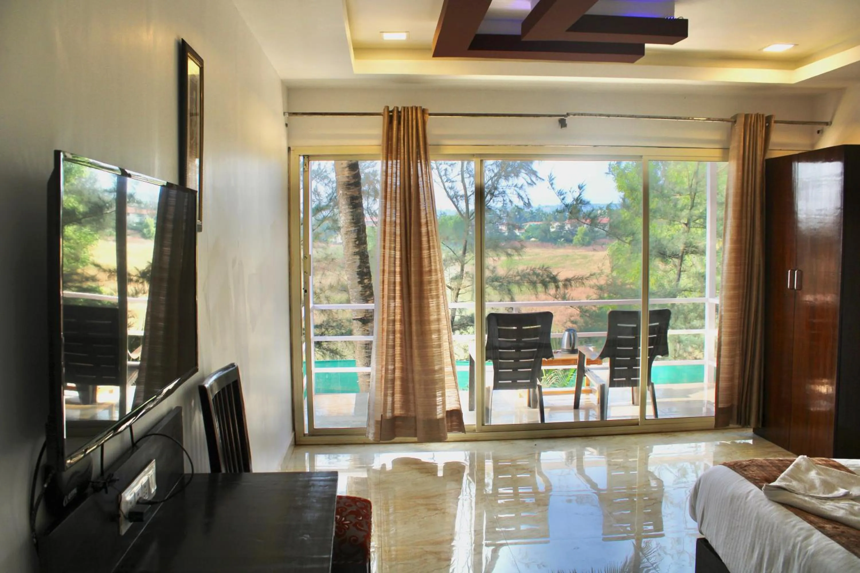 Deluxe King Room in Arabian Sea Beach Resort
