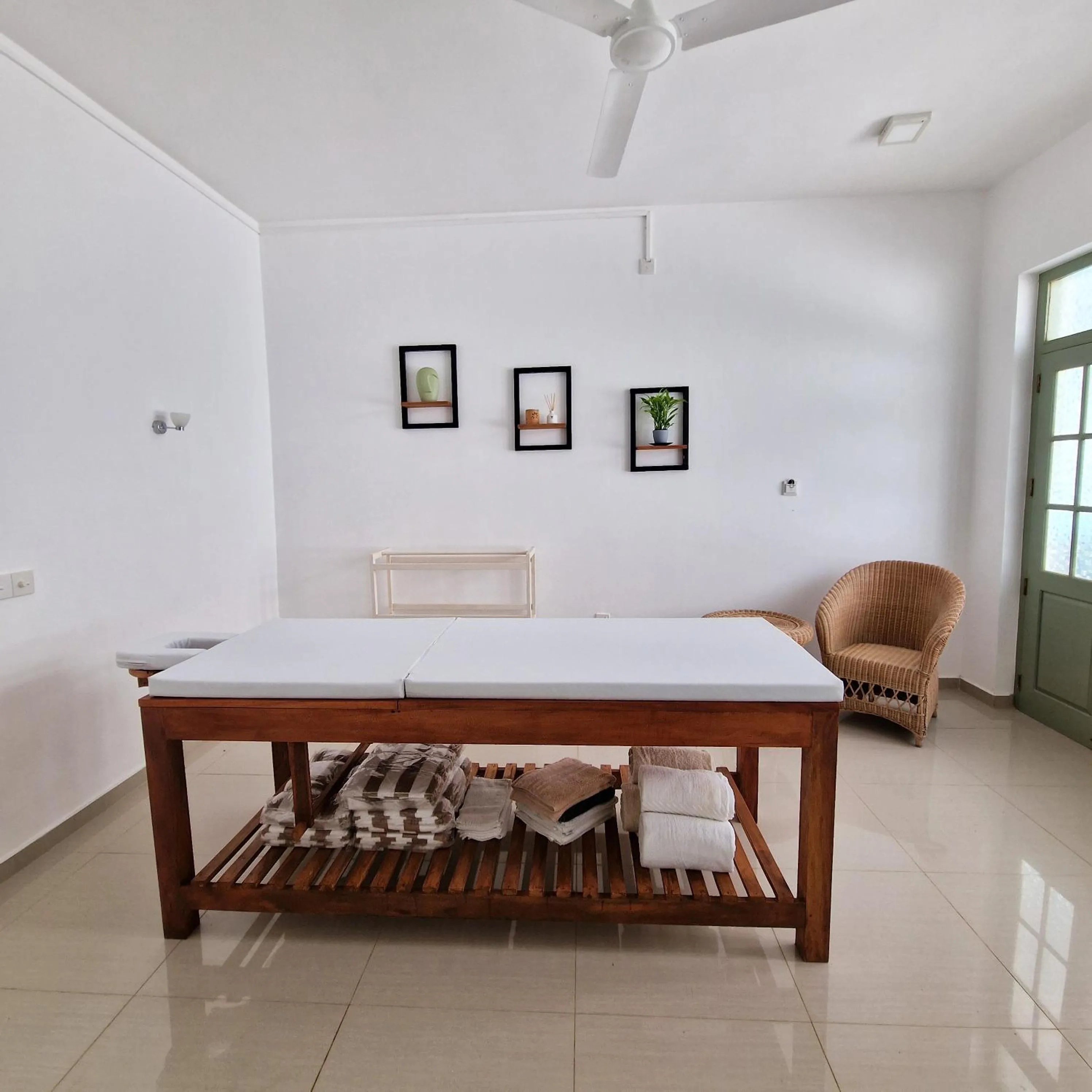 Massage in Chill Hill Hikkaduwa