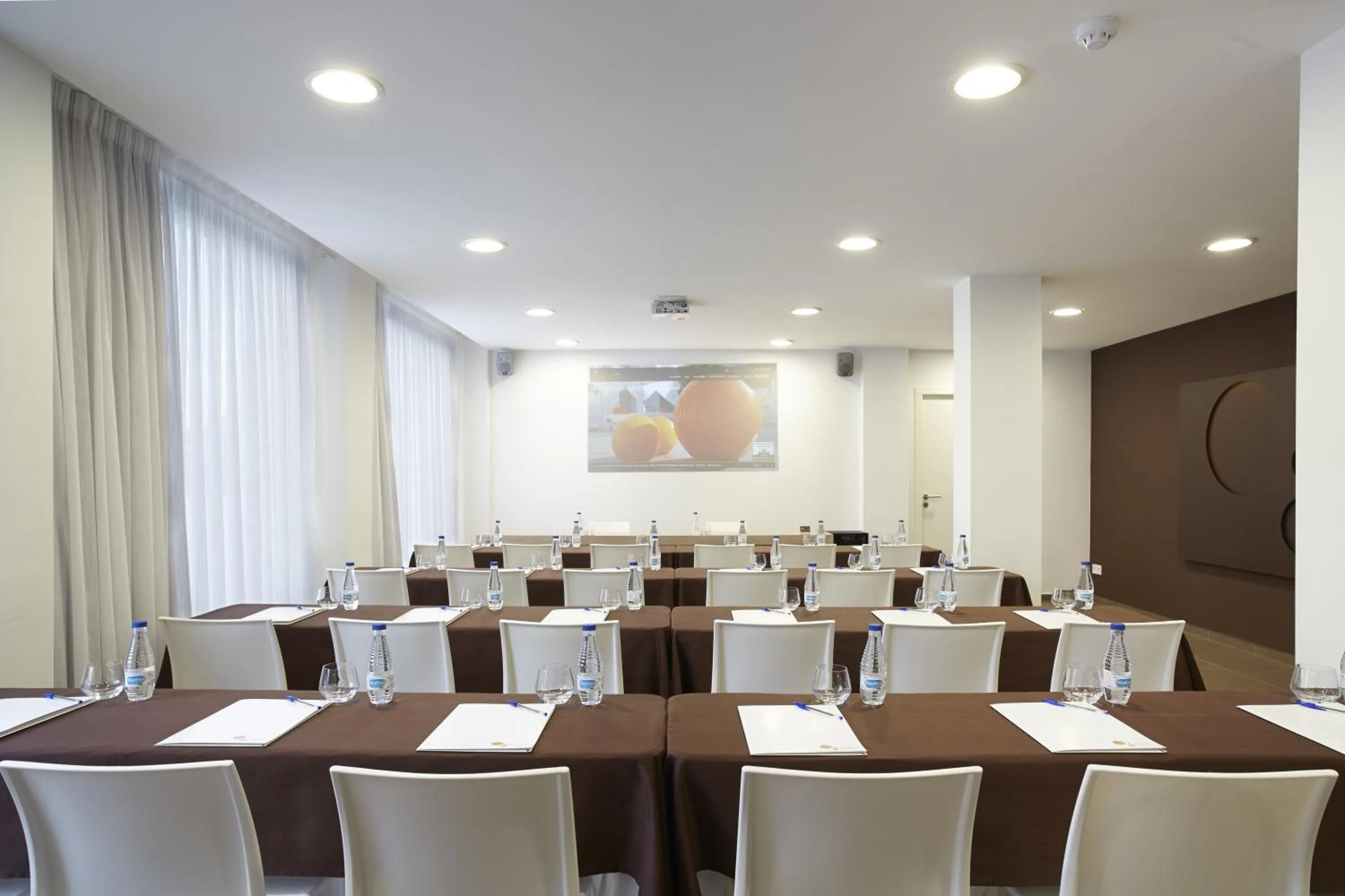 Business facilities in Ibiza Sun Apartments