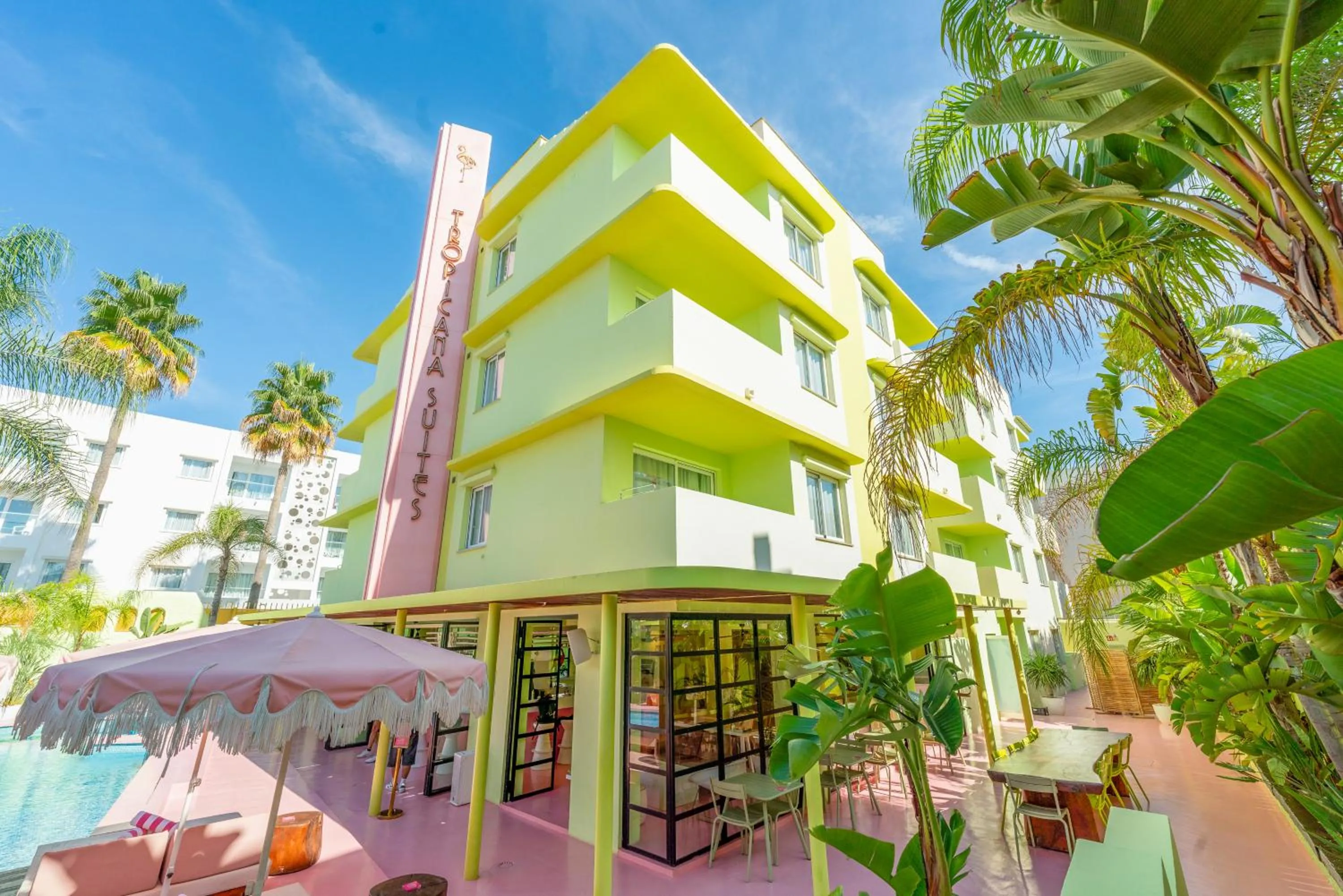 Facade/entrance in Tropicana Ibiza Suites - Adults Only