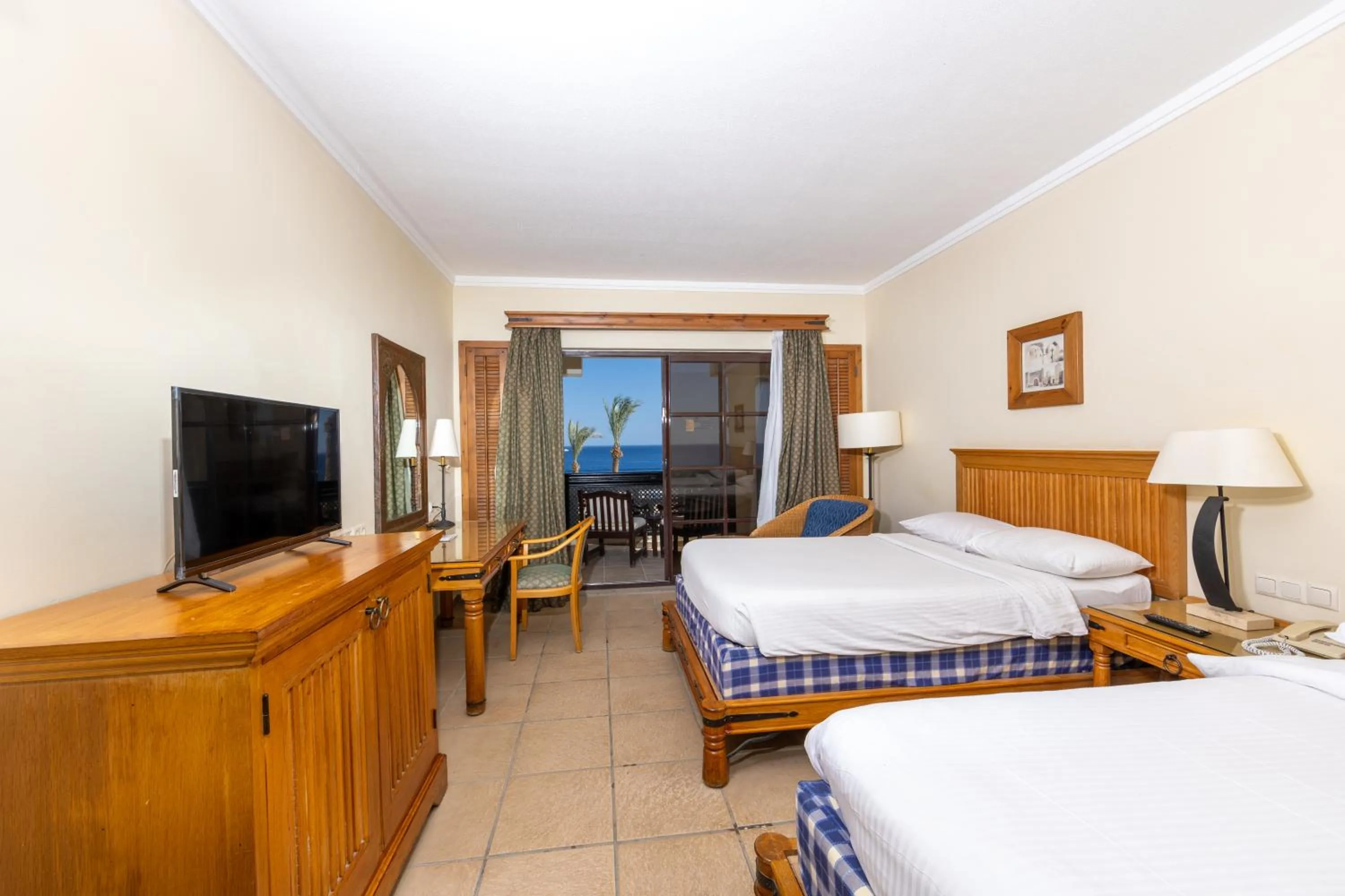 Bedroom, Bed in Sharm Resort