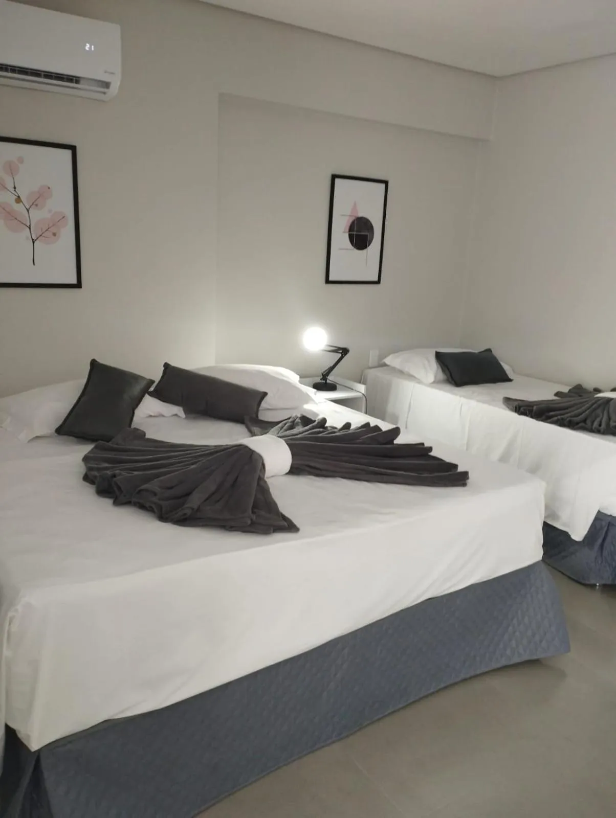 Bed in Diamond Hotéis e Flats