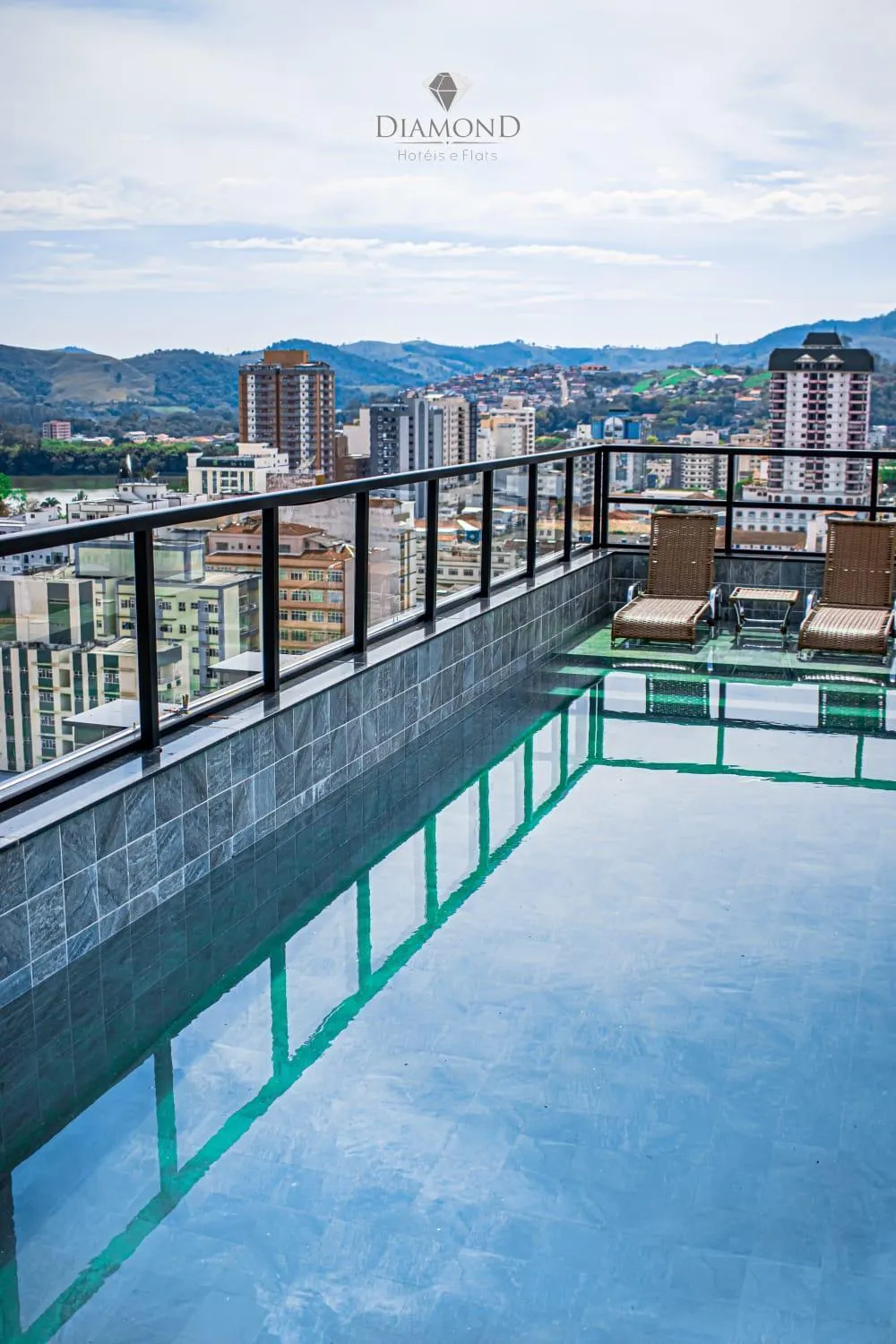 Swimming pool in Diamond Hotéis e Flats