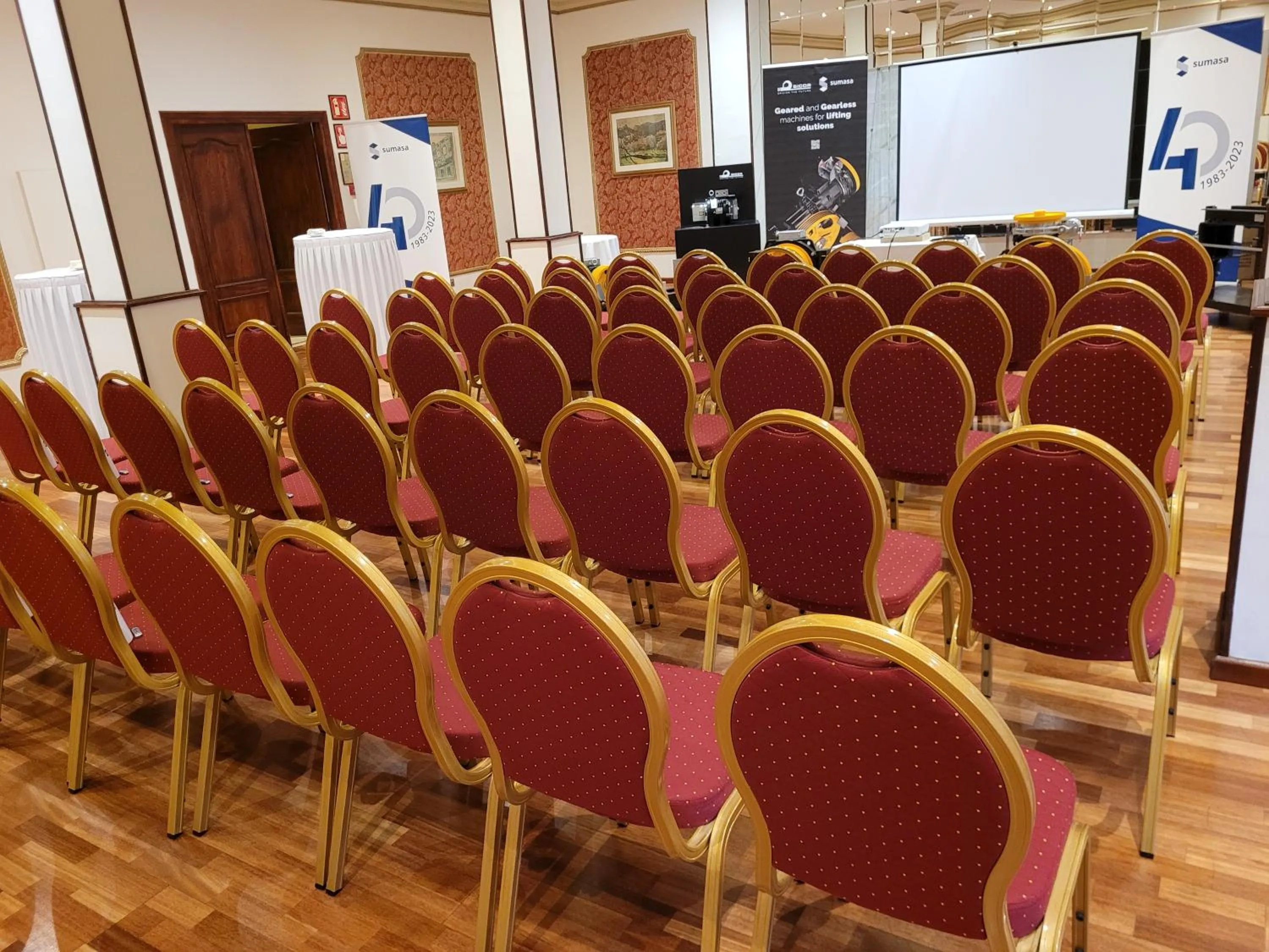 Lounge or bar in Hotel Roger de Llúria