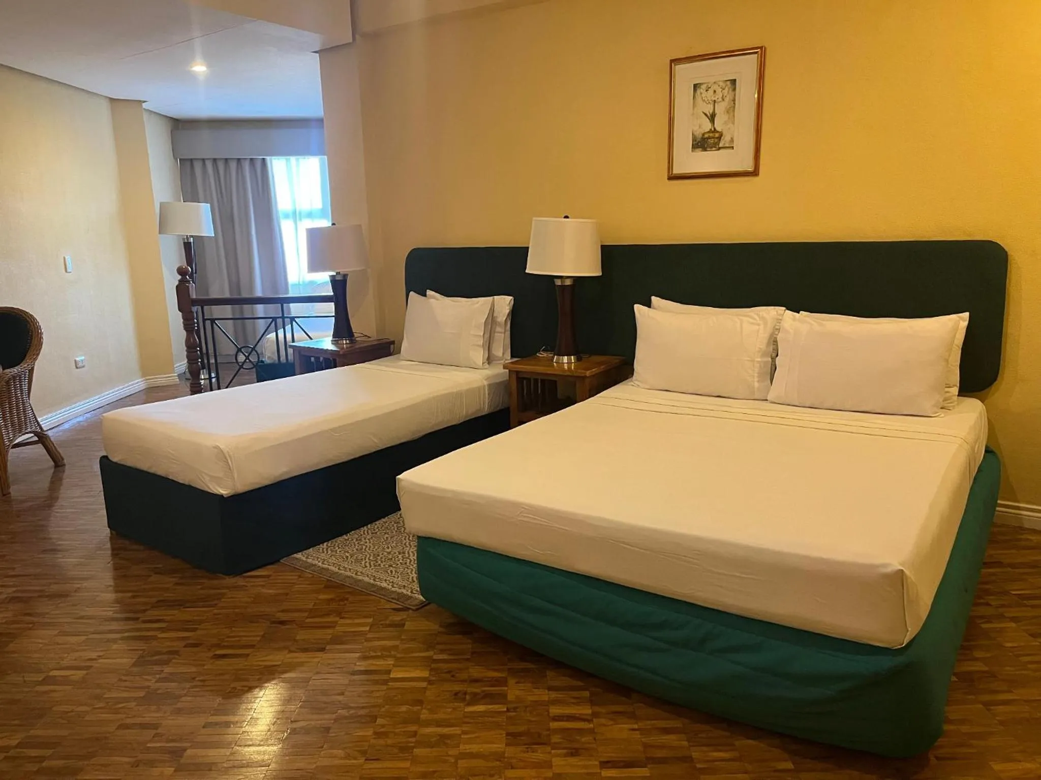 Bedroom, Bed in Coco Grande Hotel