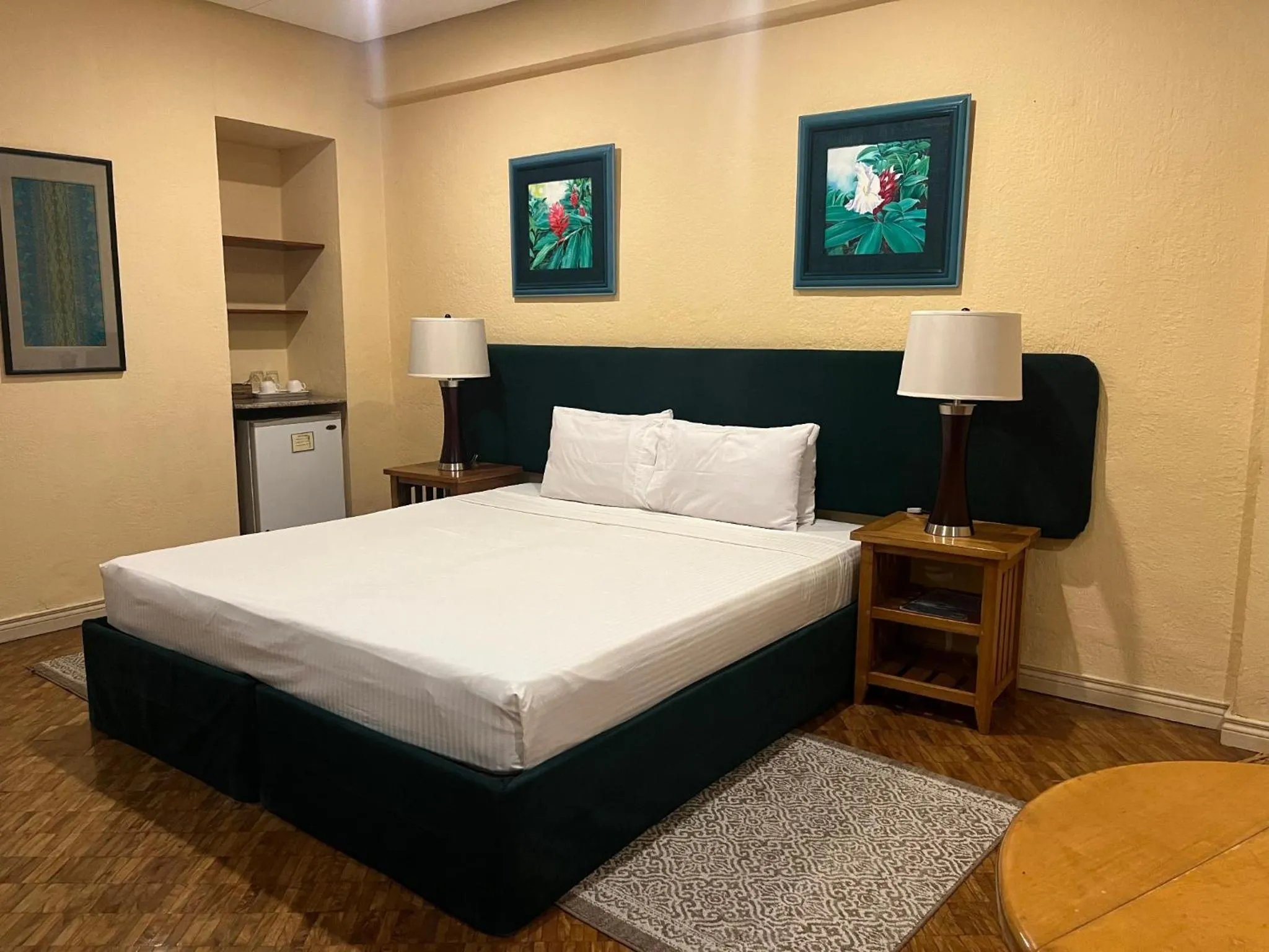 Bedroom, Bed in Coco Grande Hotel