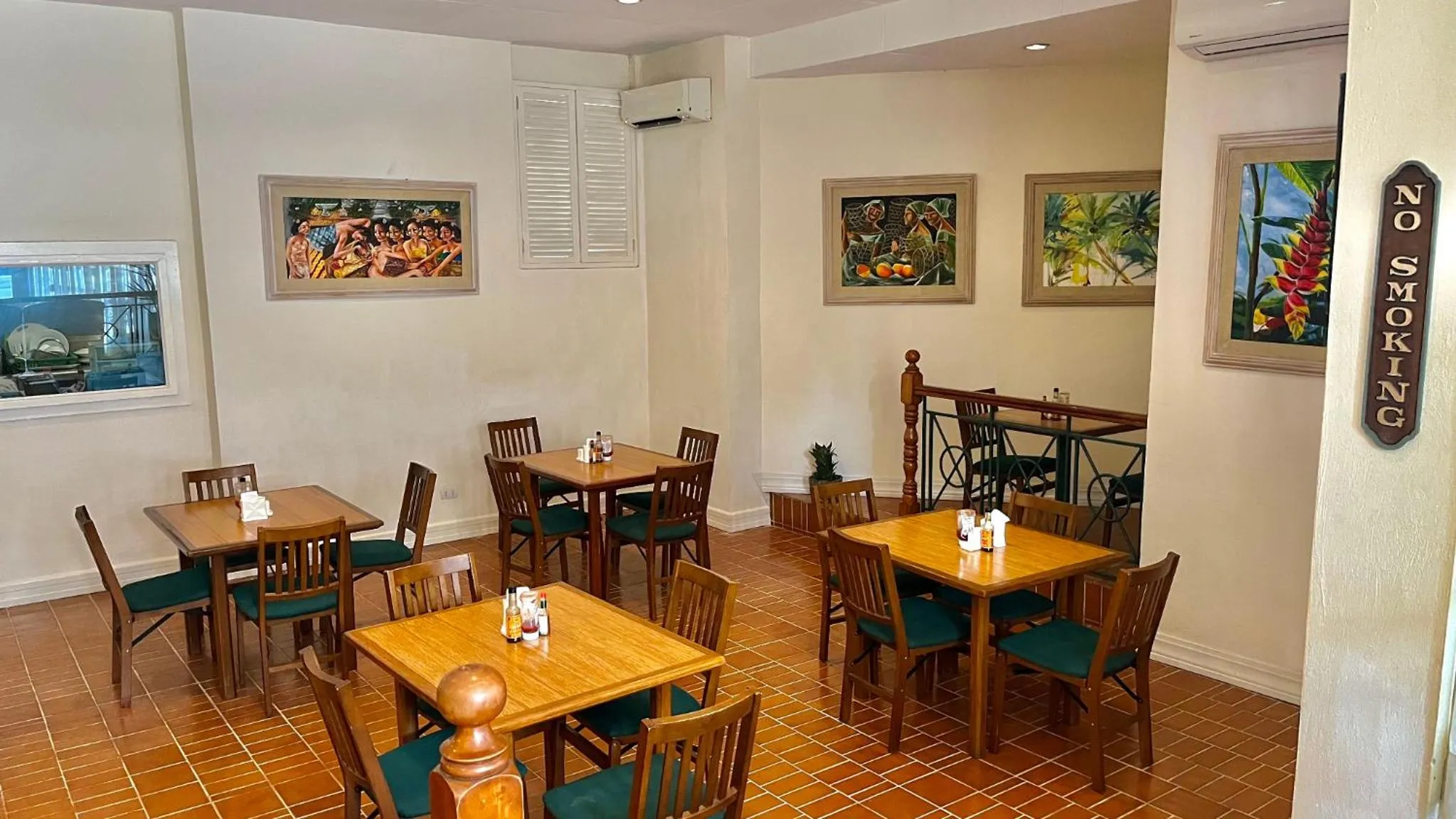 Restaurant/places to eat in Coco Grande Hotel