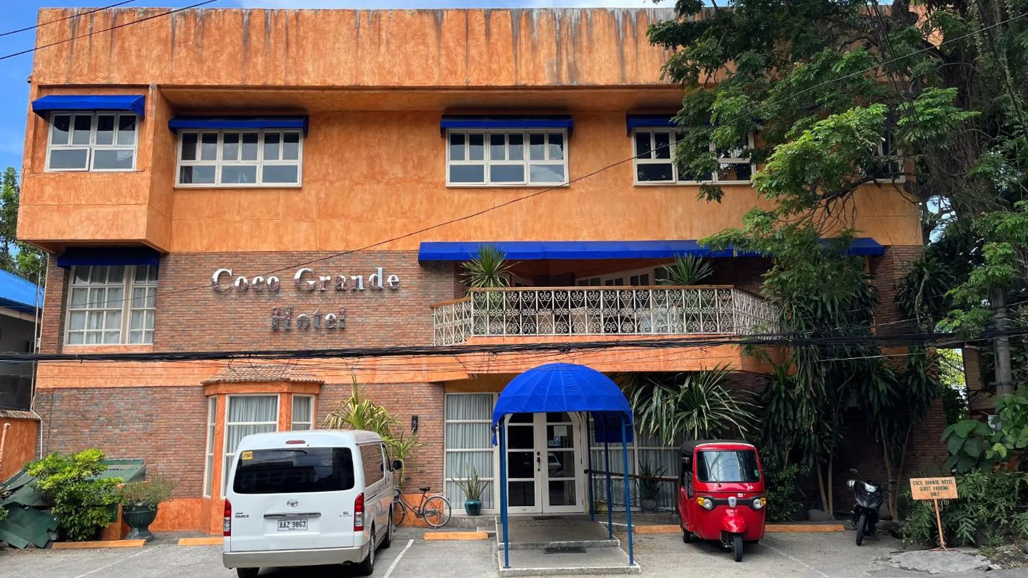 Property building in Coco Grande Hotel