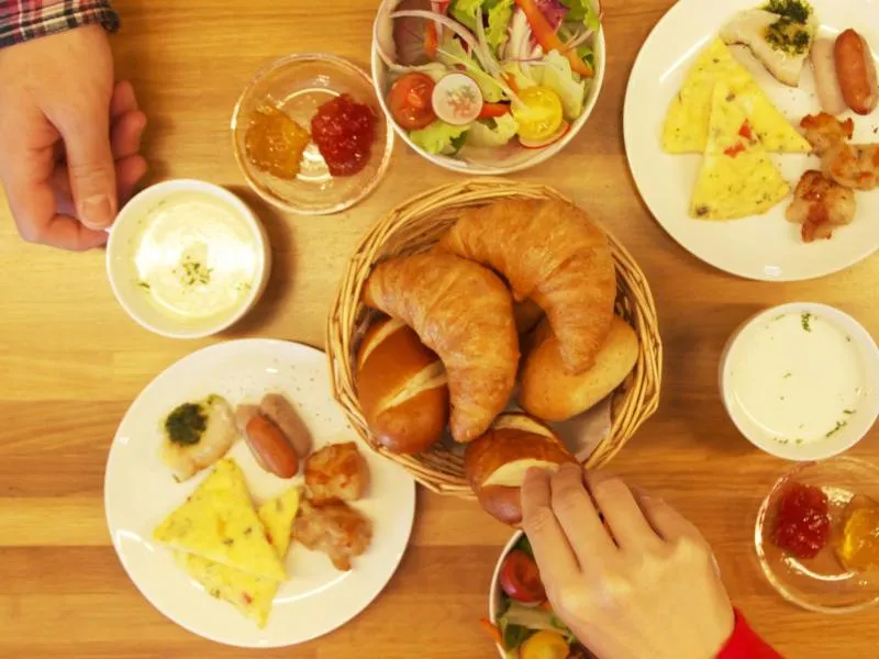 Breakfast in Hotel Gee Haive