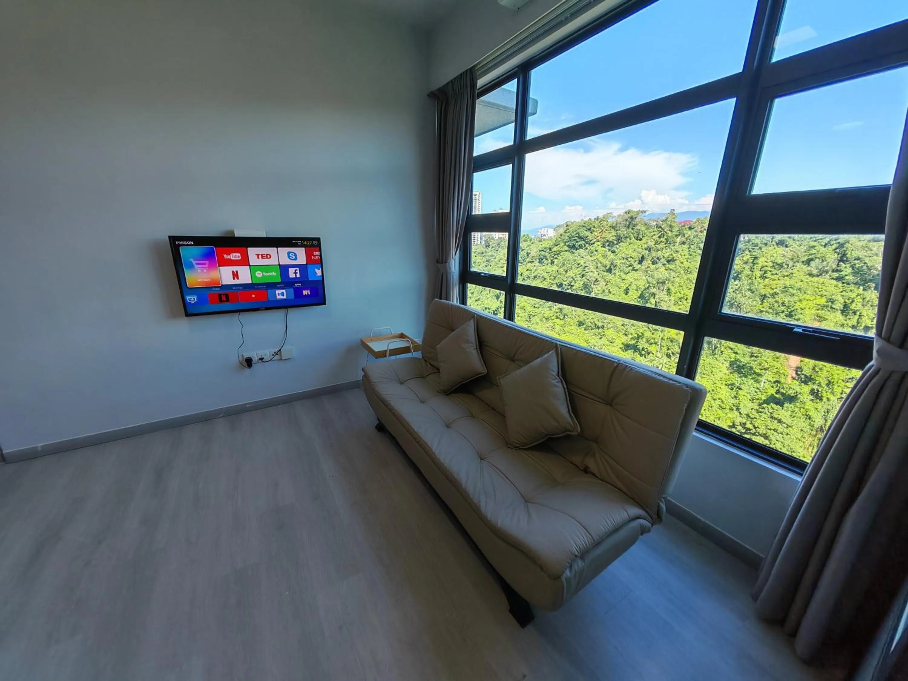 Luca Suites - Jesselton Quay