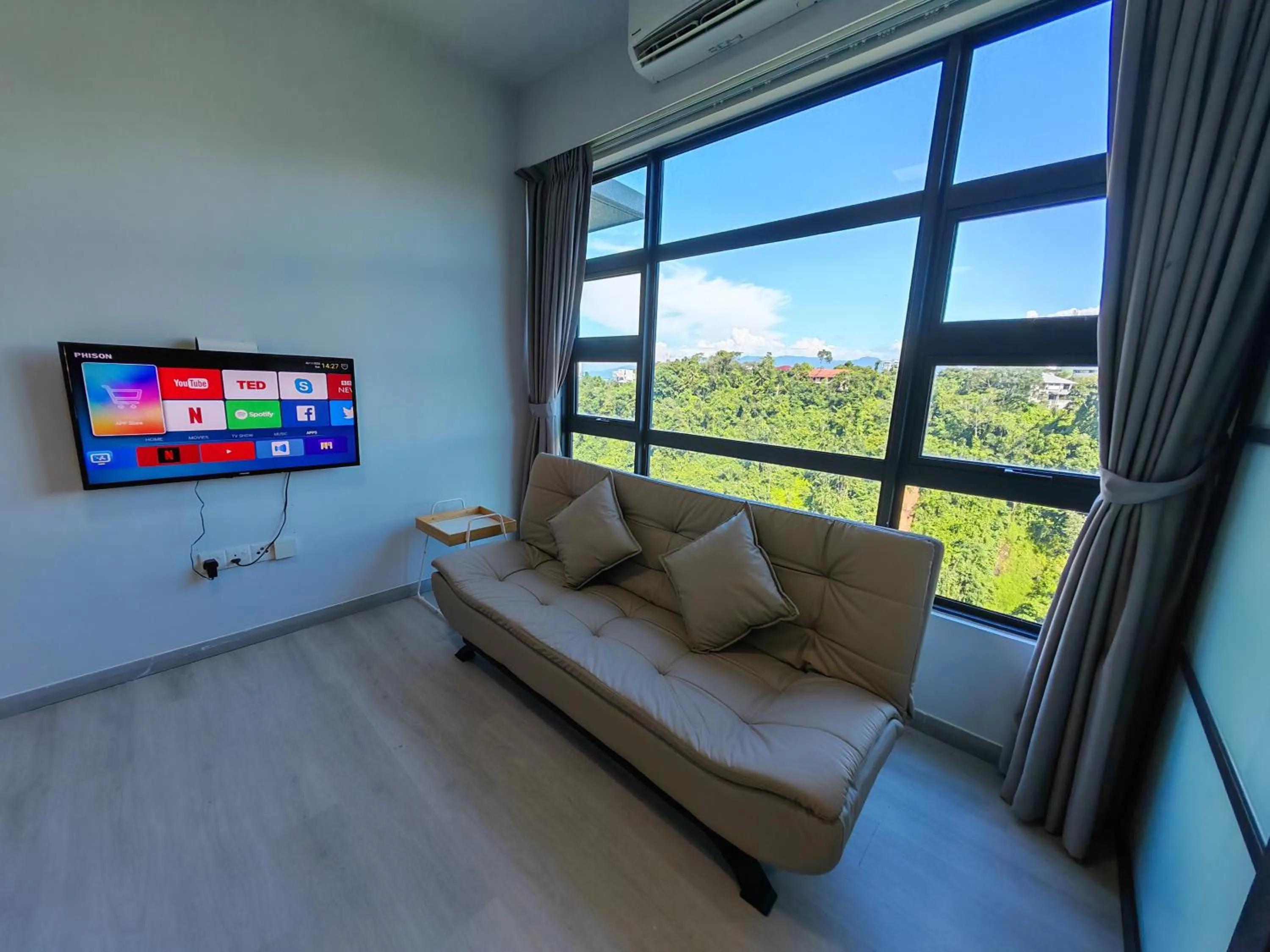 Living room in Luca Suites - Jesselton Quay