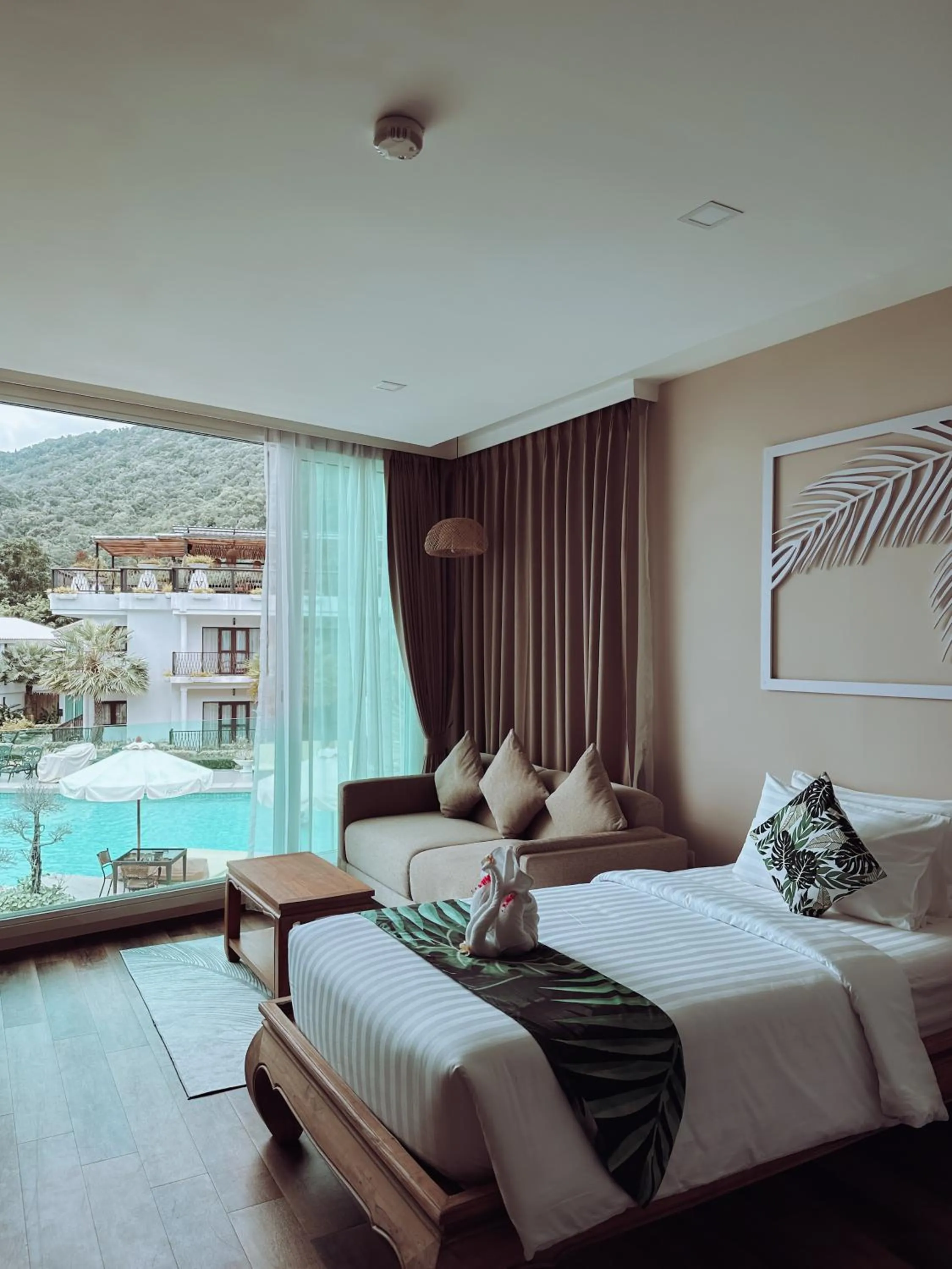 Bed in Vannee Golden Sands Beachfront Resort