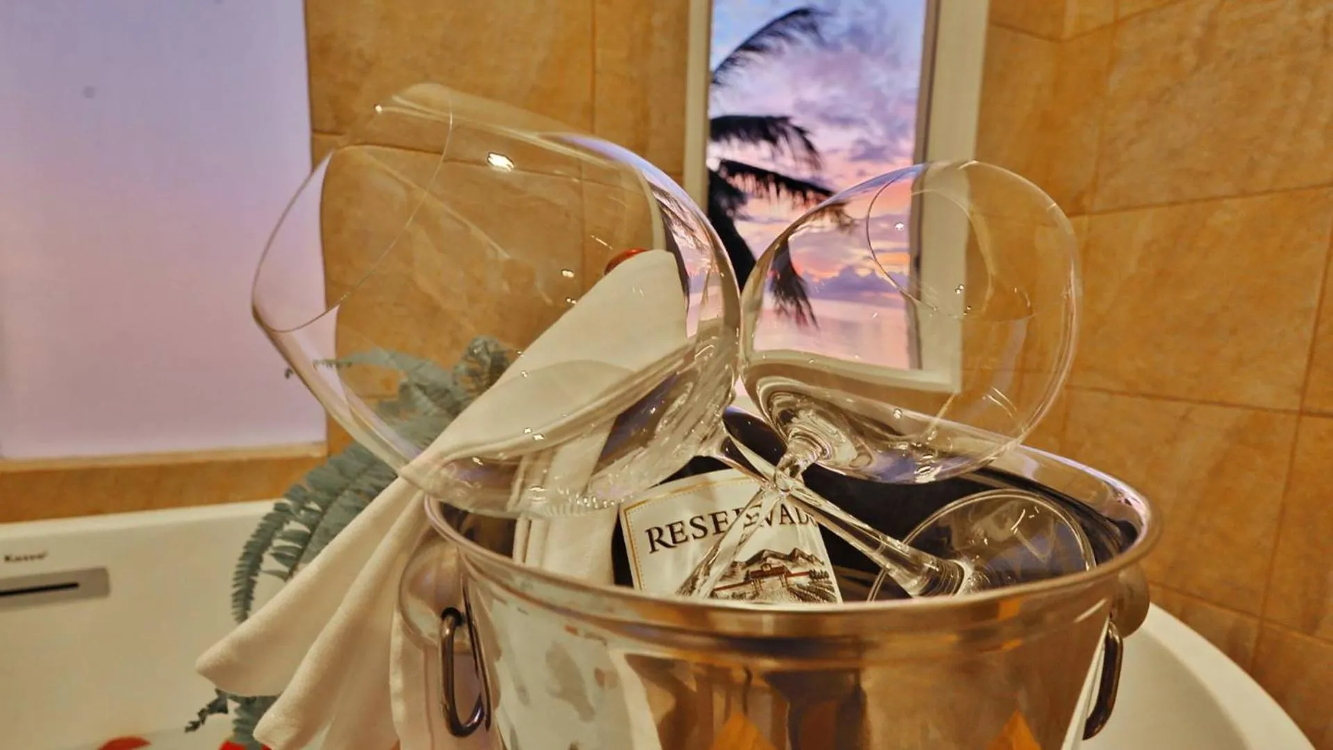 Drinks in Vannee Golden Sands Beachfront Resort