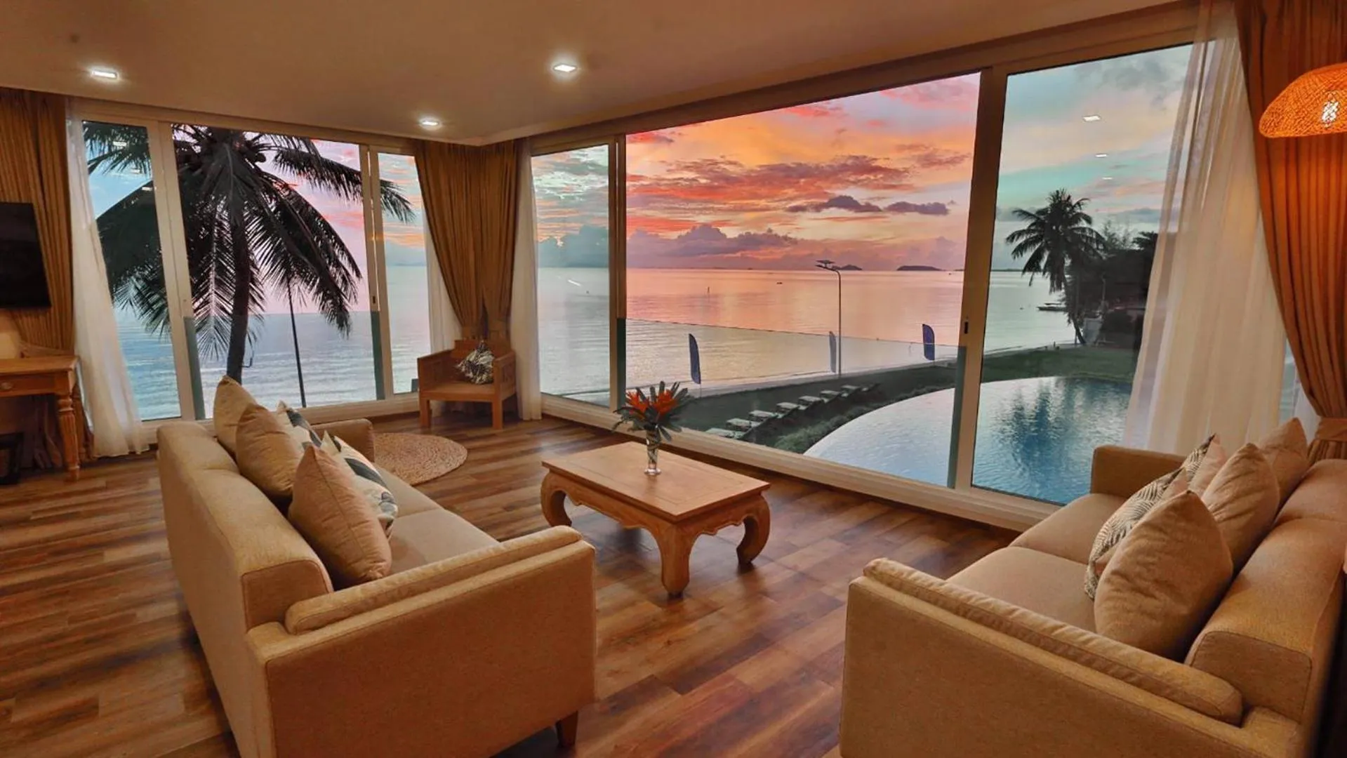 Sea view in Vannee Golden Sands Beachfront Resort