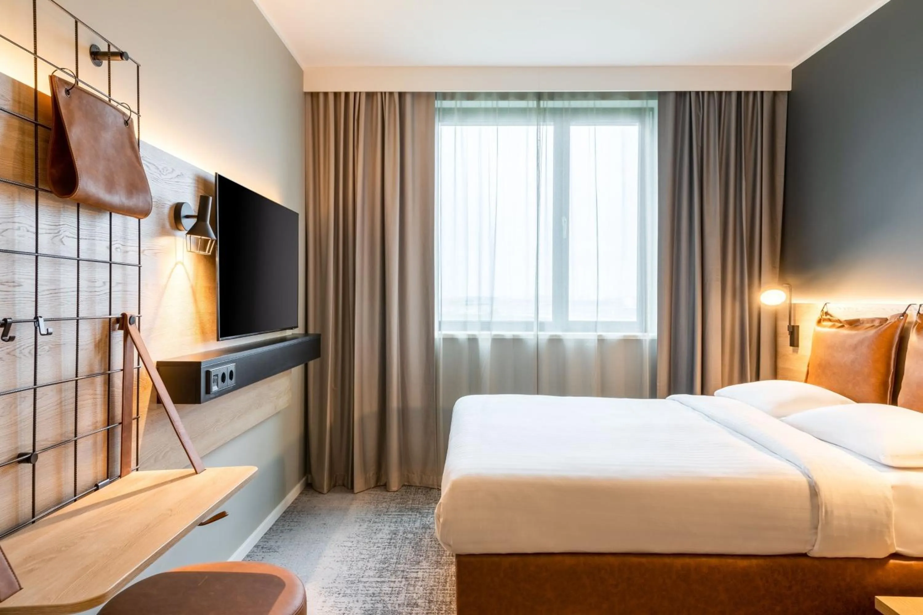 Photo of the whole room, Bed in Moxy Berlin Airport