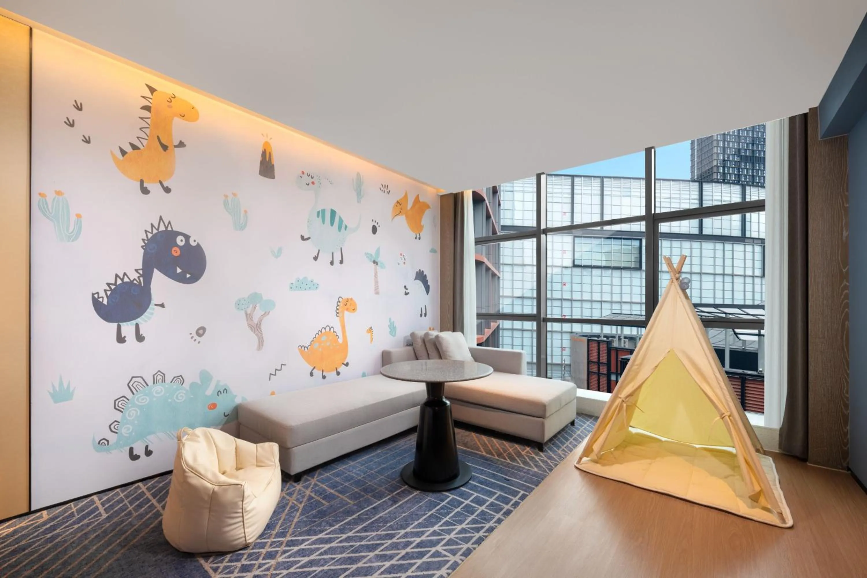 Photo of the whole room in Four Points by Sheraton Chongqing, Yongchuan