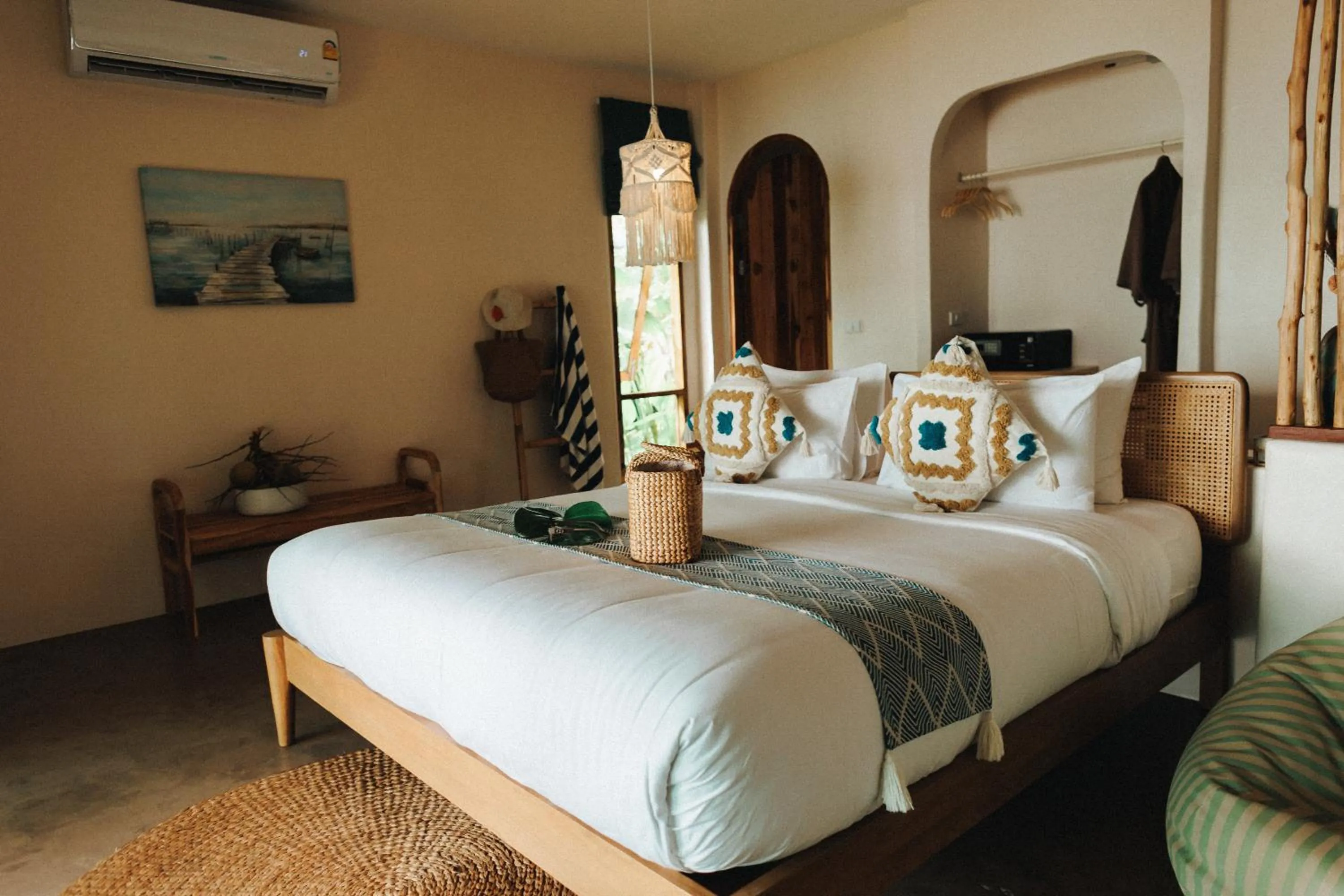 Bed in Siam Cookies Cottage