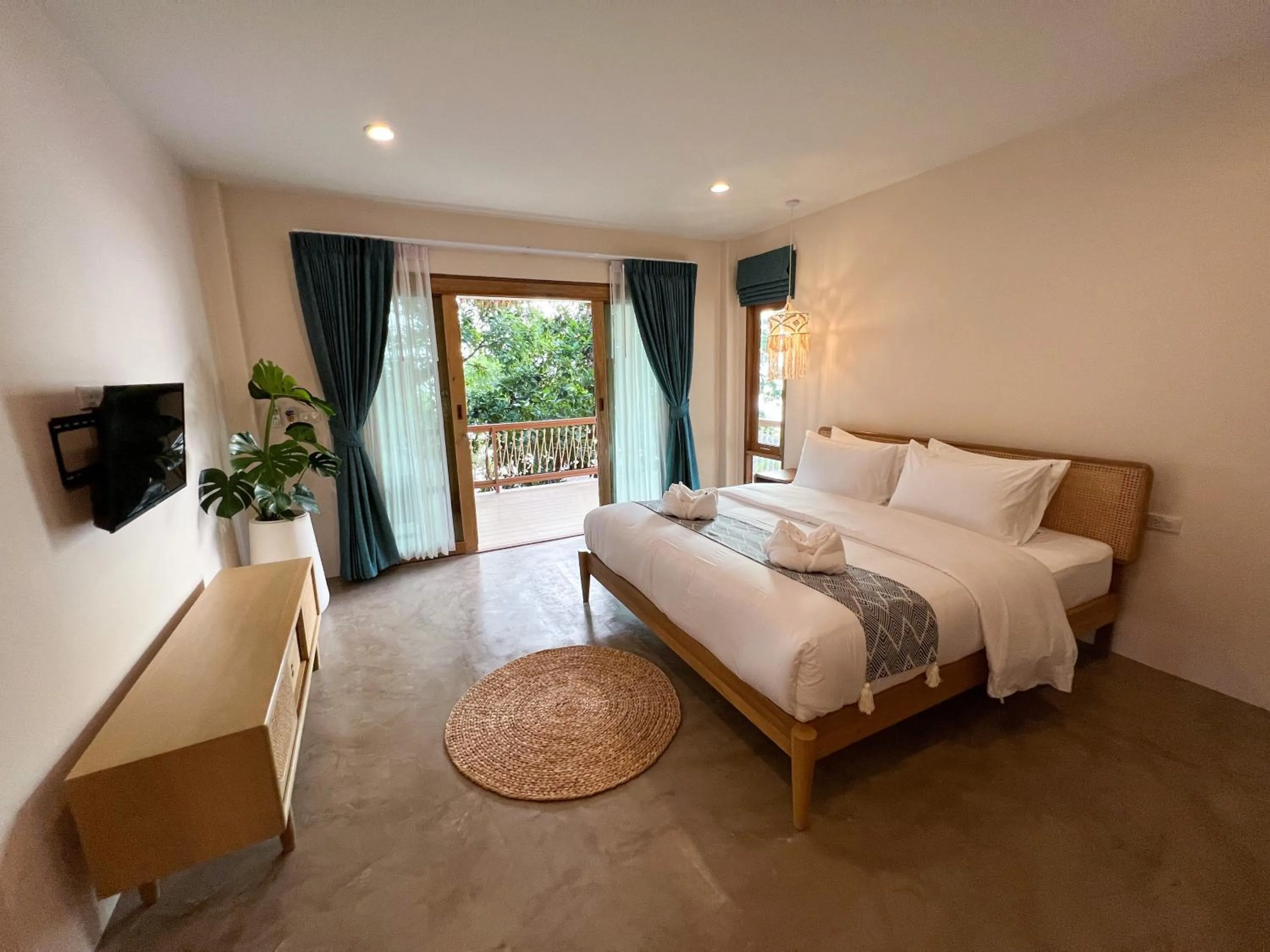 Bed in Siam Cookies Cottage